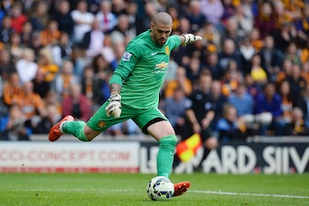 HULL, ENGLAND - MAY 24: Victor Valdes of Manchester United in action during the Barclays Premier League match between Hull City and Manchester United at KC Stadium on May 24, 2015 in Hull, England.  (Photo by Nigel Roddis/Getty Images)