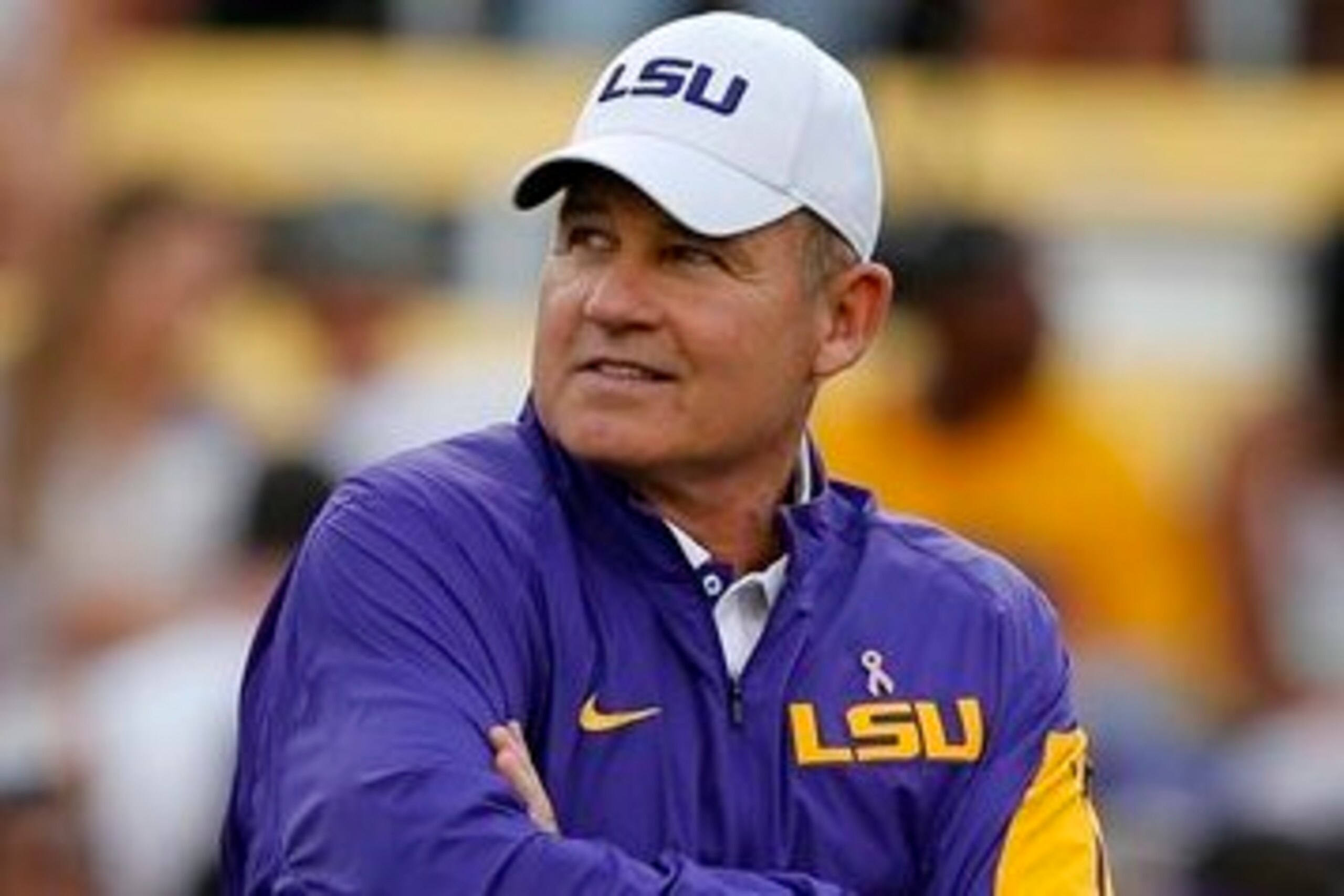 LSU head coach Les Miles