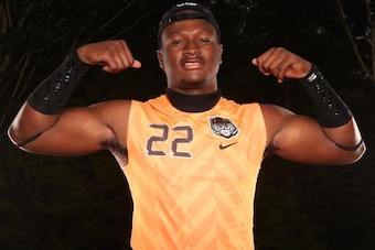 Davis is focused on taking all five official visits before national signing day.