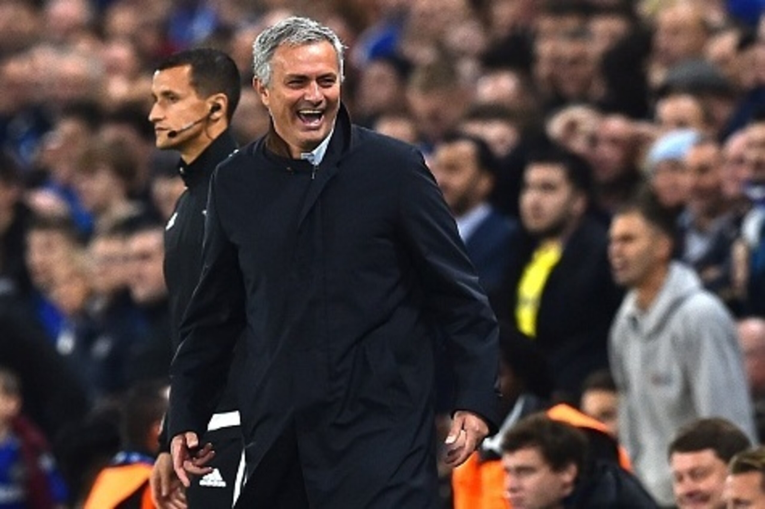 Chelsea's Portuguese manager Jose Mourinho (C) reacts after the referee didn't call for a penalty during a UEFA Chamions league group stage football match between Chelsea and Dynamo Kiev at Stamford Bridge stadium in west London on November 4, 2015. AFP Chelsea's Portuguese manager Jose Mourinho (C) reacts after the referee didn't call for a penalty during a UEFA Chamions league group stage football match between Chelsea and Dynamo Kiev at Stamford Bridge stadium in west London on November 4, 2015. AFP