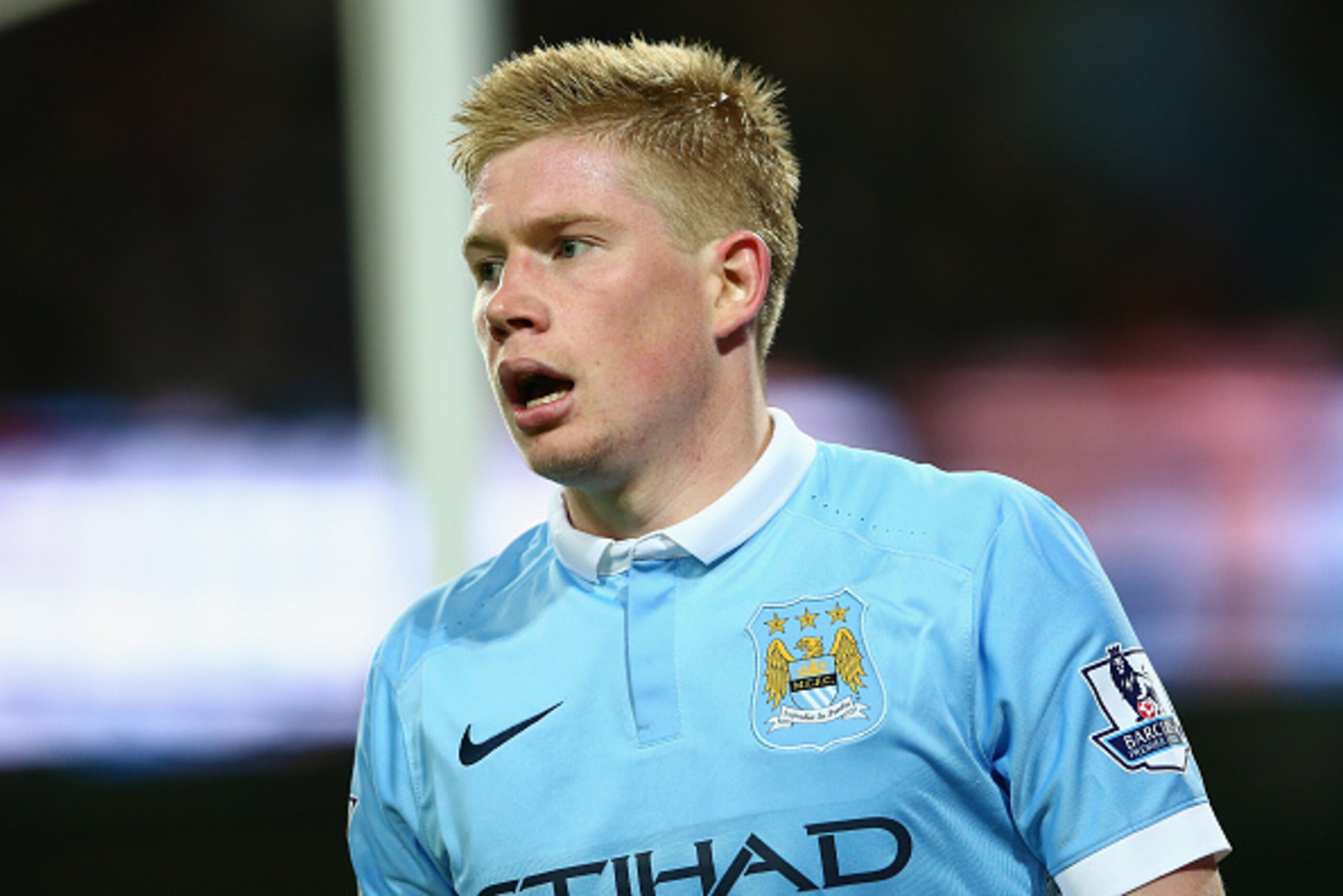 MANCHESTER, ENGLAND - OCTOBER 28:  Kevin De Bruyne of Manchester City during the Capital One Cup fourth round match at the Etihad Stadium on October 28, 2015 in Manchester, England.  (Photo by Michael Steele/Getty Images)