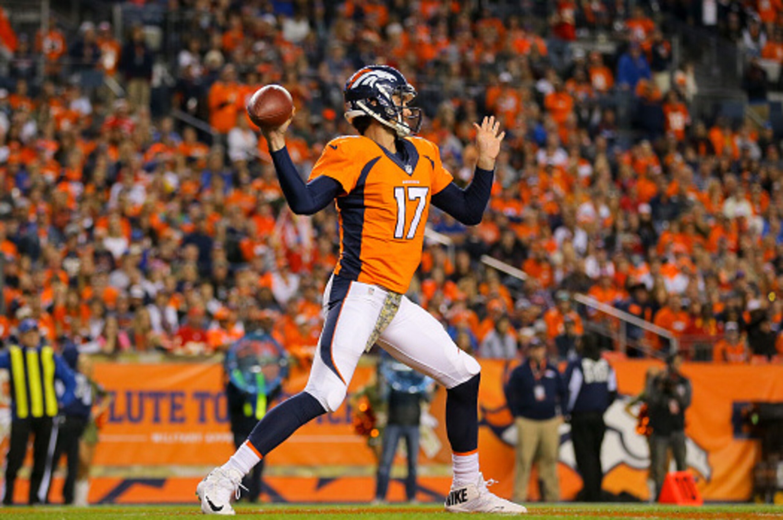 DENVER, CO - NOVEMBER 15:  Quarterback Brock Osweiler #17 of the Denver Broncos throws a pass during the third quarter against the Kansas City Chiefs at Sports Authority Field Field at Mile High on November 15, 2015 in Denver, Colorado. The Chiefs defeate