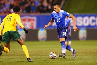 ST. LOUIS, MO - NOVEMBER 13: Bobby Wood #18 of the United States controls the ball against St. Vincent and the Grenadines during a World Cup qualifying match at Busch Stadium on November 13, 2014 in St. Louis, Missouri.  (Photo by Dilip Vishwanat/Getty Im