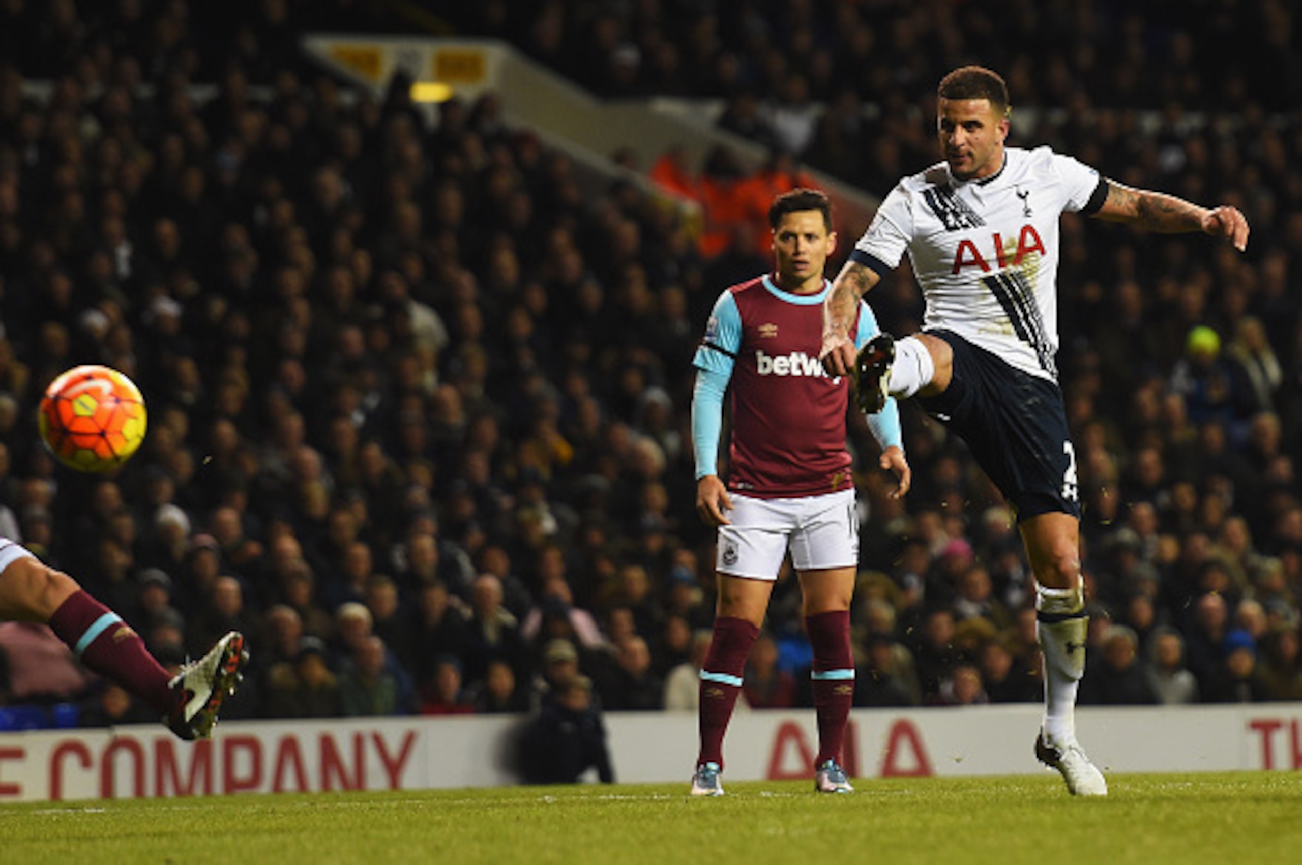 LONDON, ENGLAND - NOVEMBER 22:  Kyle Walker of Tottenham Hotspur scores his teams fourth goal during the Barclays Premier League match between Tottenham Hotspur and West Ham United at White Hart Lane on November 22, 2015 in London, England.  (Photo by Sha
