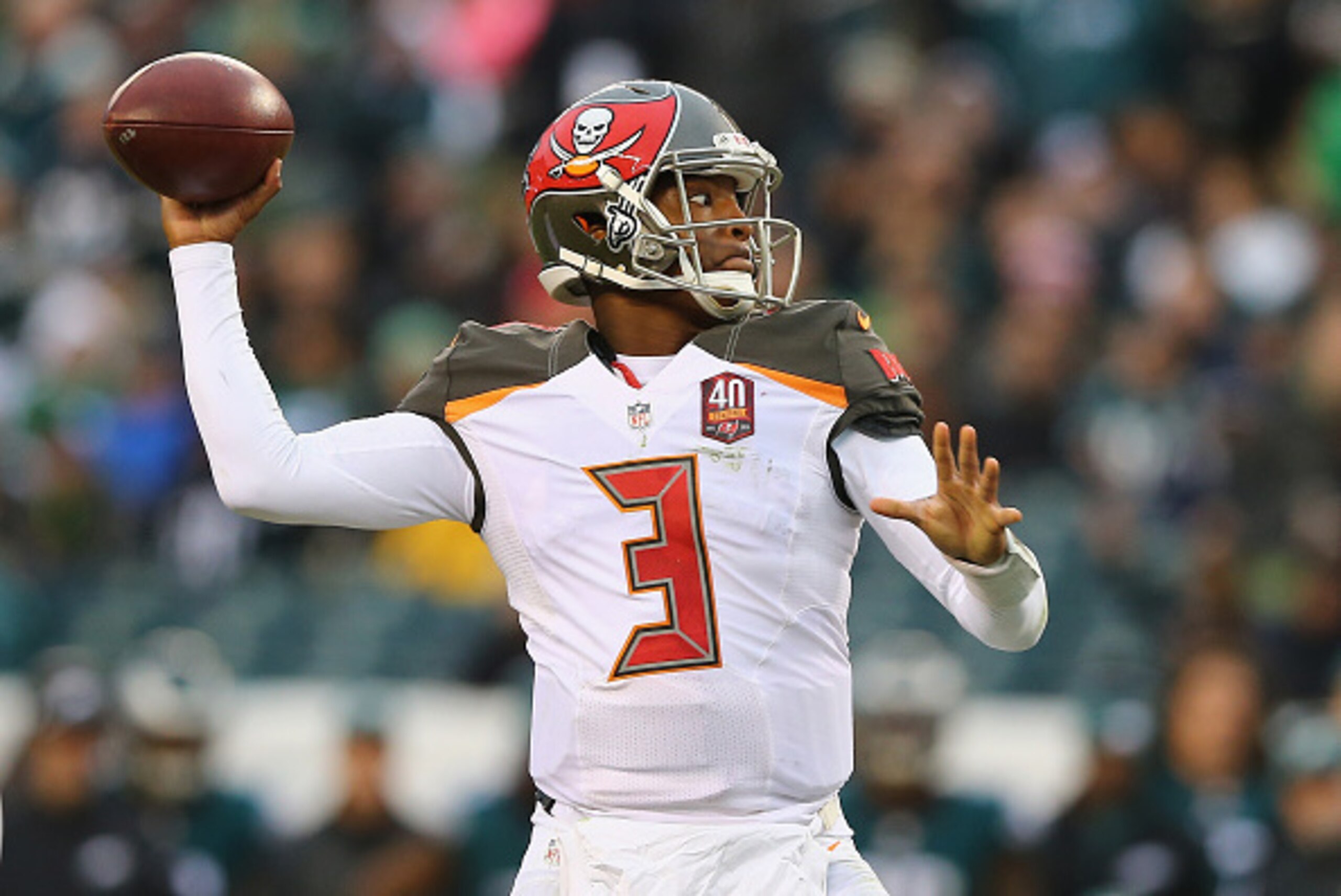 PHILADELPHIA, PA - NOVEMBER 22:  Quarterback Jameis Winston #3 of the Tampa Bay Buccaneers looks to pass against the Philadelphia Eagles in the third quarter at Lincoln Financial Field on November 22, 2015 in Philadelphia, Pennsylvania.  (Photo by Elsa/Ge