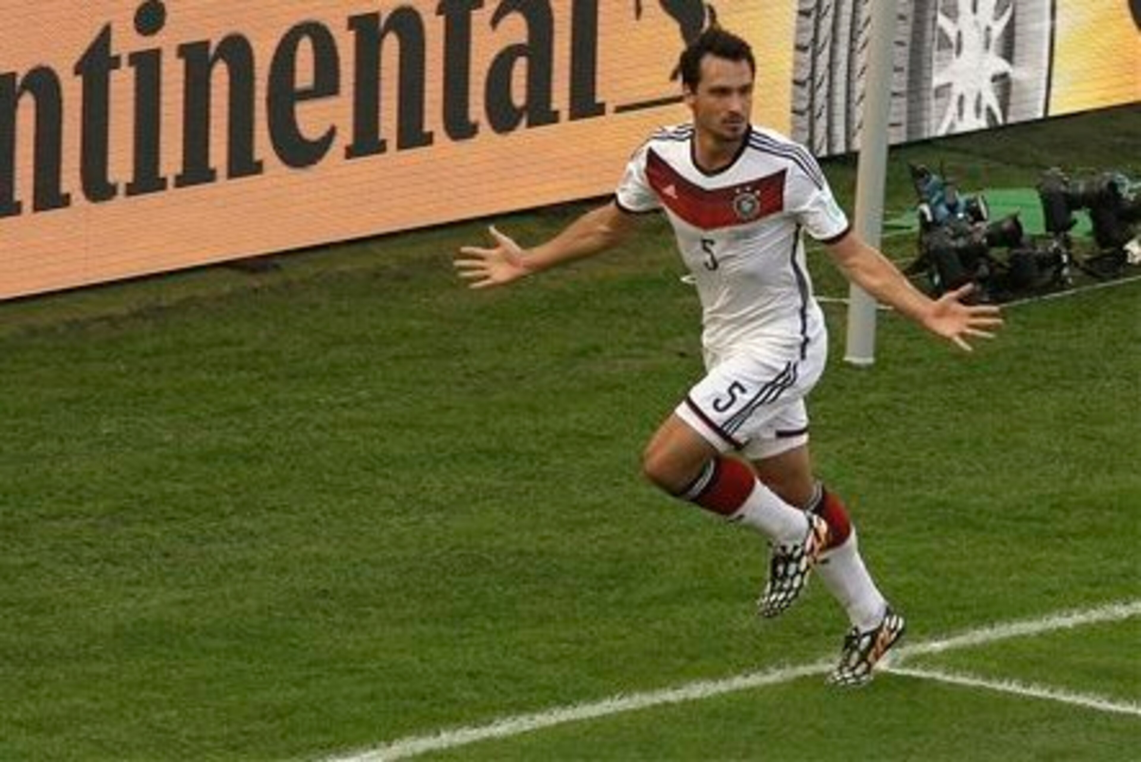 Hummels celebrating his winner in the World Cup Quarterfinal against France. Hummels celebrating his winner in the World Cup Quarterfinal against France.