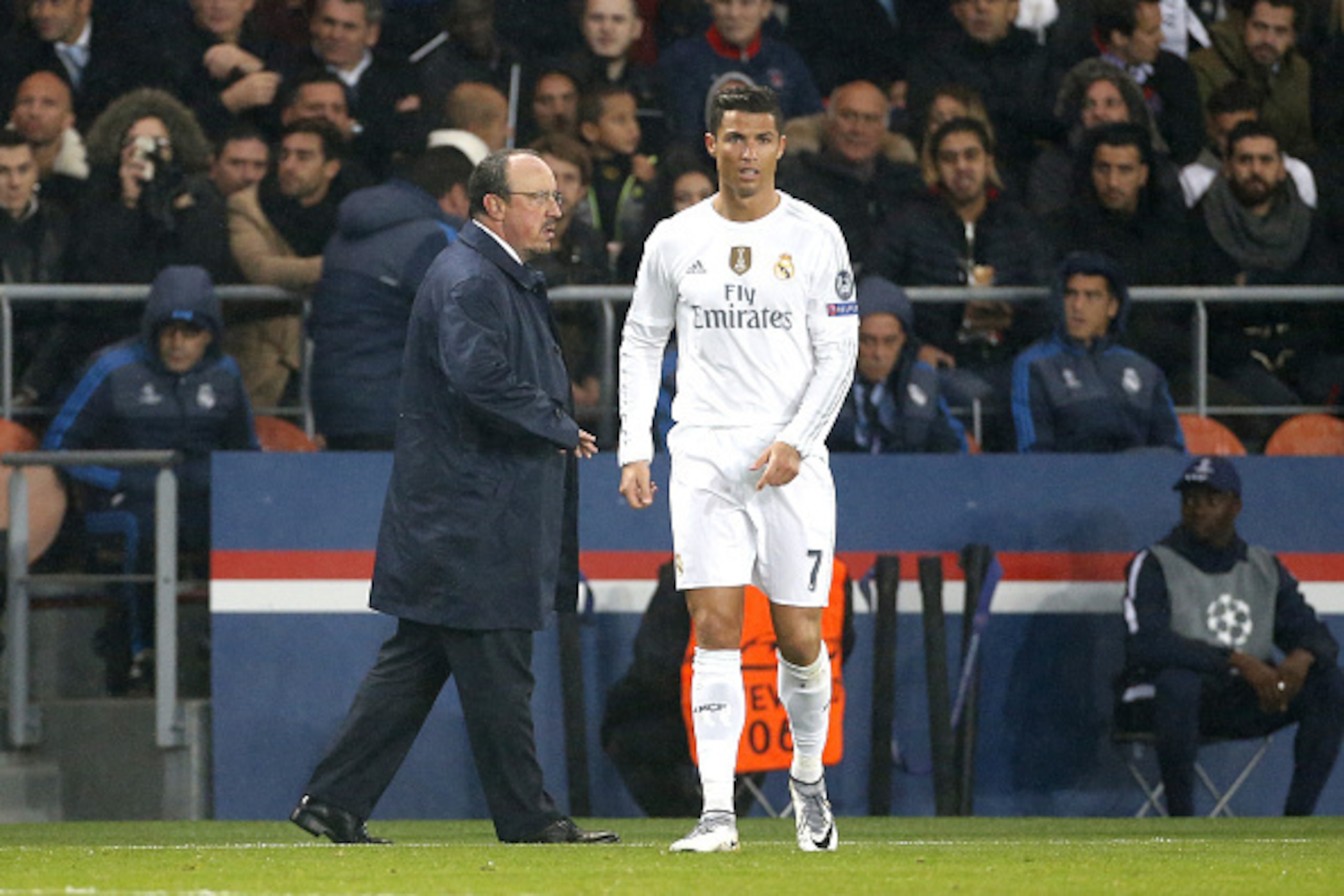 PARIS, FRANCE - OCTOBER 21: Coach of Real Madrid Rafael Benitez and Cristiano Ronaldo of Real Madrid look on during the UEFA Champions League match between Paris Saint-Germain (PSG) and Real Madrid at Parc des Princes stadium on October 21, 2015 in Paris,