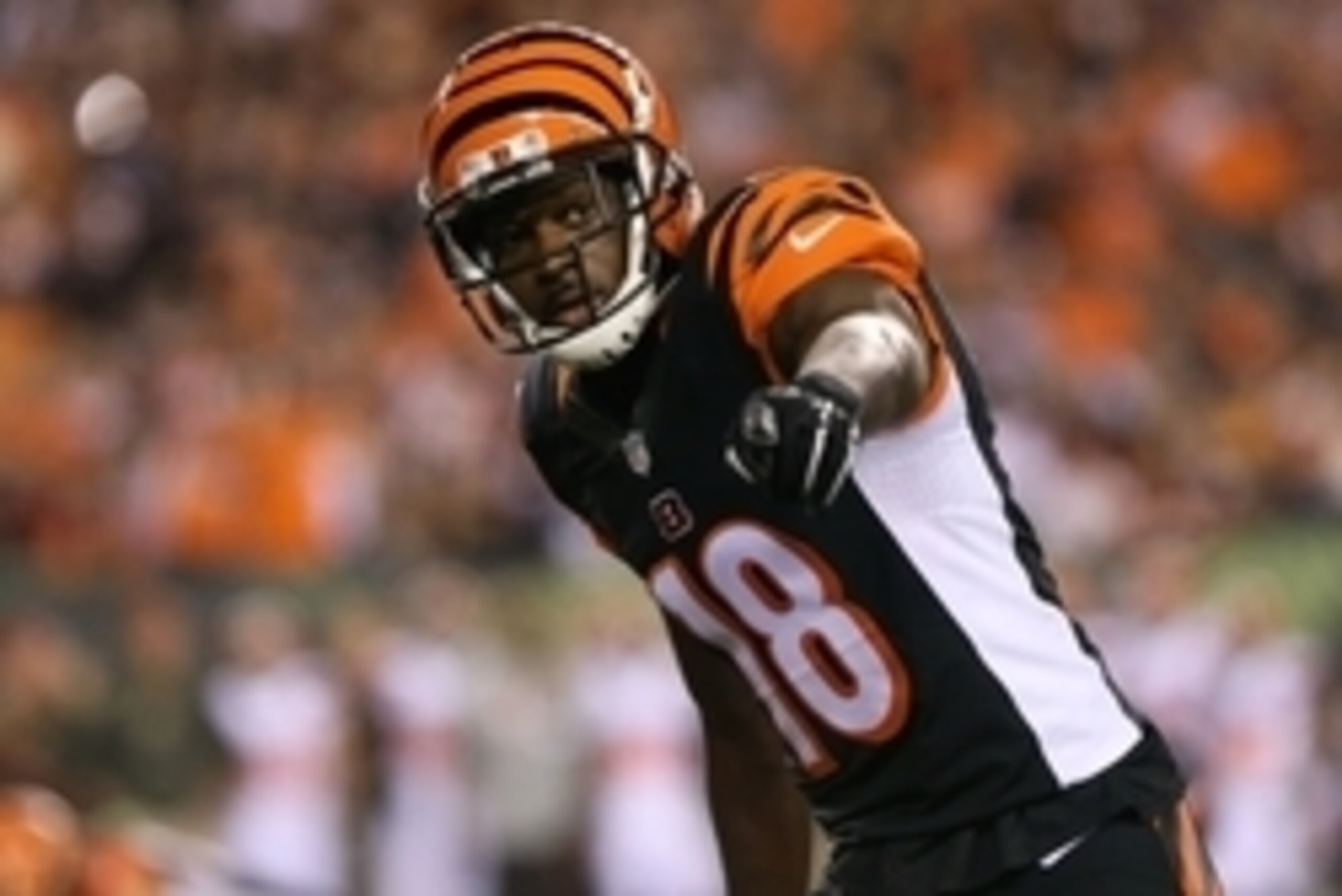 Nov 5, 2015; Cincinnati, OH, USA; Cincinnati Bengals wide receiver A.J. Green (18) against the Cleveland Browns at Paul Brown Stadium. The Bengals won 31-10. Mandatory Credit: Aaron Doster-USA TODAY Sports Nov 5, 2015; Cincinnati, OH, USA; Cincinnati Bengals wide receiver A.J. Green (18) against the Cleveland Browns at Paul Brown Stadium. The Bengals won 31-10. Mandatory Credit: Aaron Doster-USA TODAY Sports