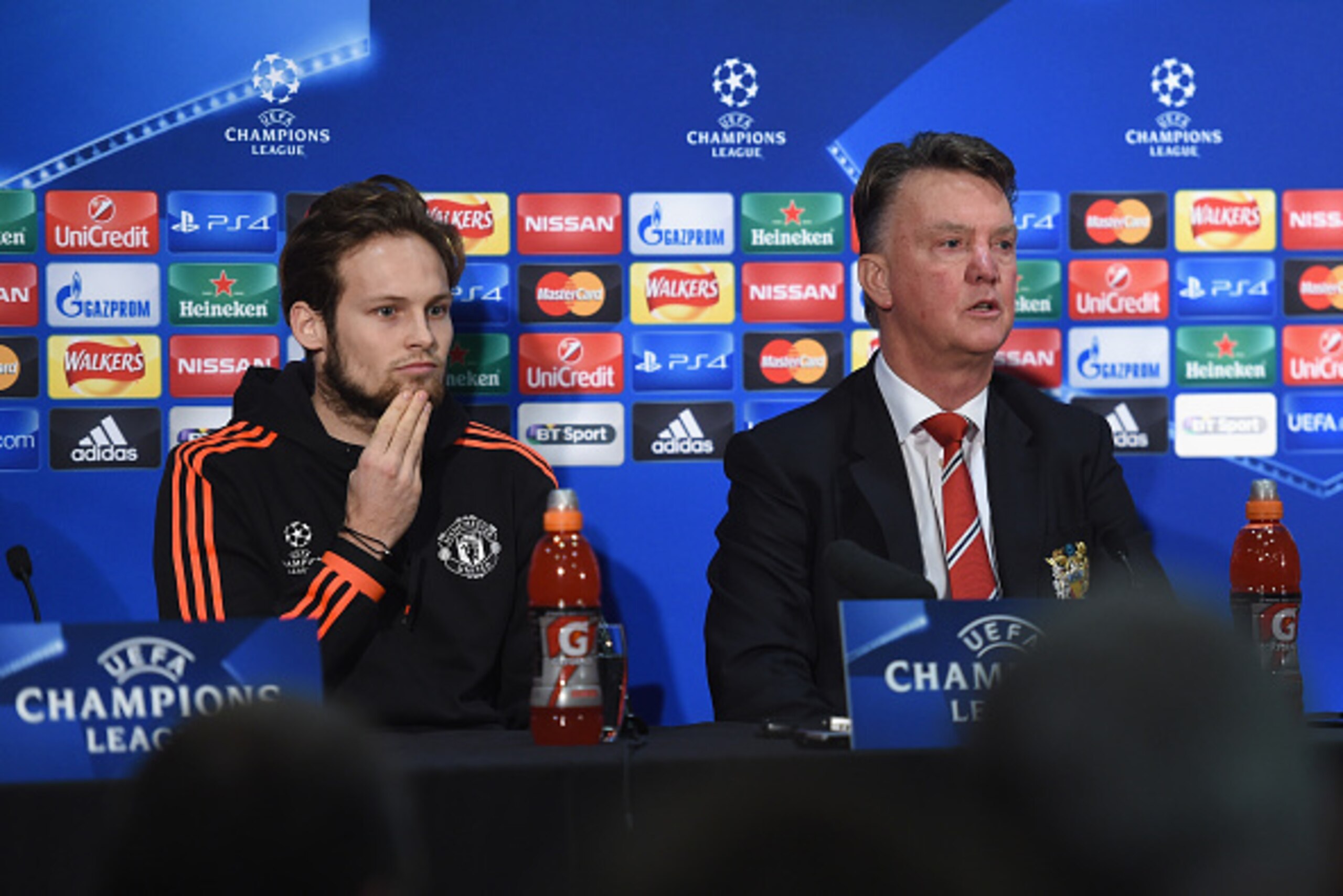 MANCHESTER, ENGLAND - NOVEMBER 24: Daley Blind and Manchester United manager Louis van Gaal speaks to the media during the Manchester United press conference at Old Trafford on November 24, 2015 in Manchester, England. (Photo by Michael Regan/Getty Image MANCHESTER, ENGLAND - NOVEMBER 24: Daley Blind and Manchester United manager Louis van Gaal speaks to the media during the Manchester United press conference at Old Trafford on November 24, 2015 in Manchester, England. (Photo by Michael Regan/Getty Image