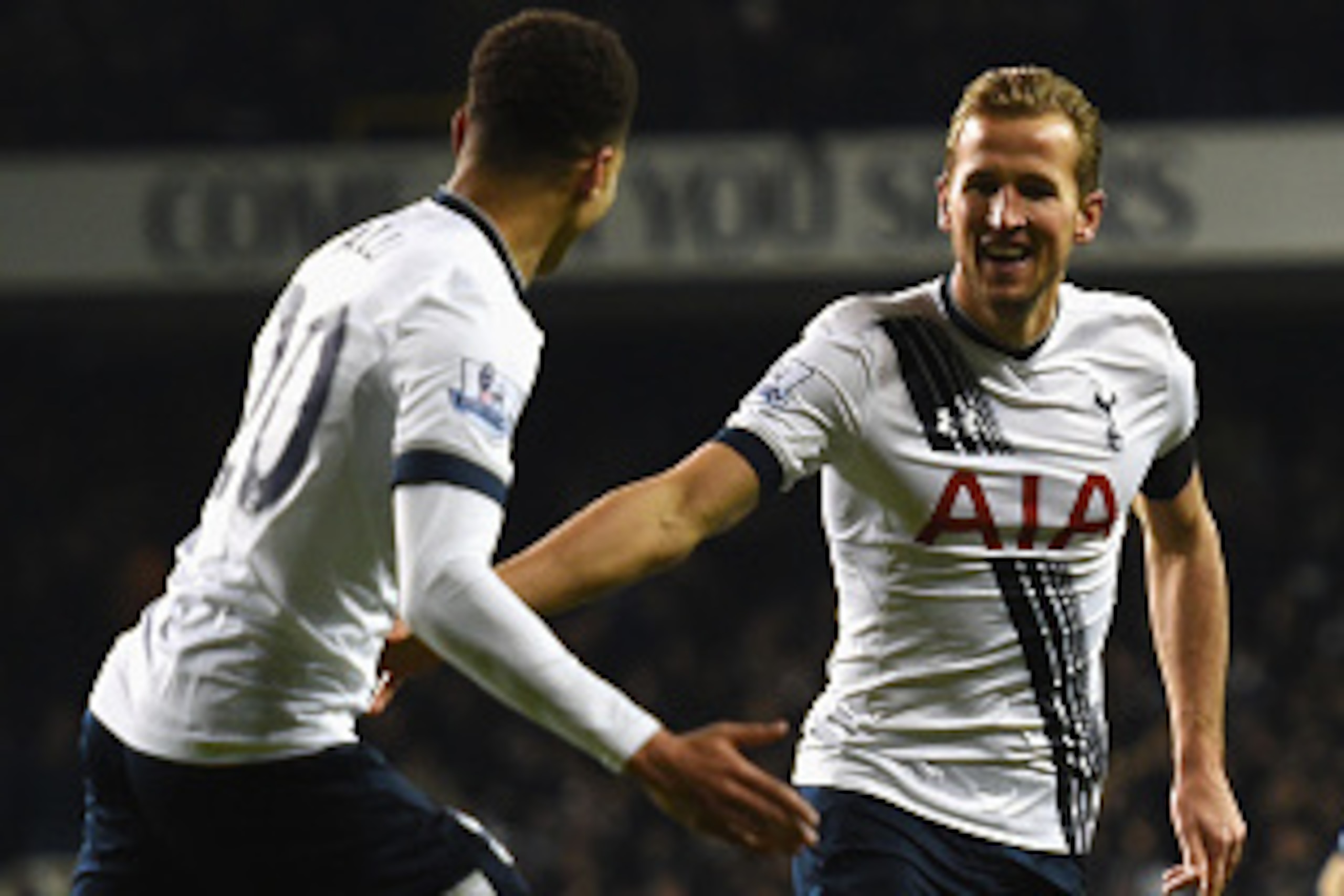 LONDON, ENGLAND - NOVEMBER 22:  Harry Kane of Tottenham Hotspur celebrates scoring his teams third goal during the Barclays Premier League match between Tottenham Hotspur and West Ham United at White Hart Lane on November 22, 2015 in London, England.  (Ph