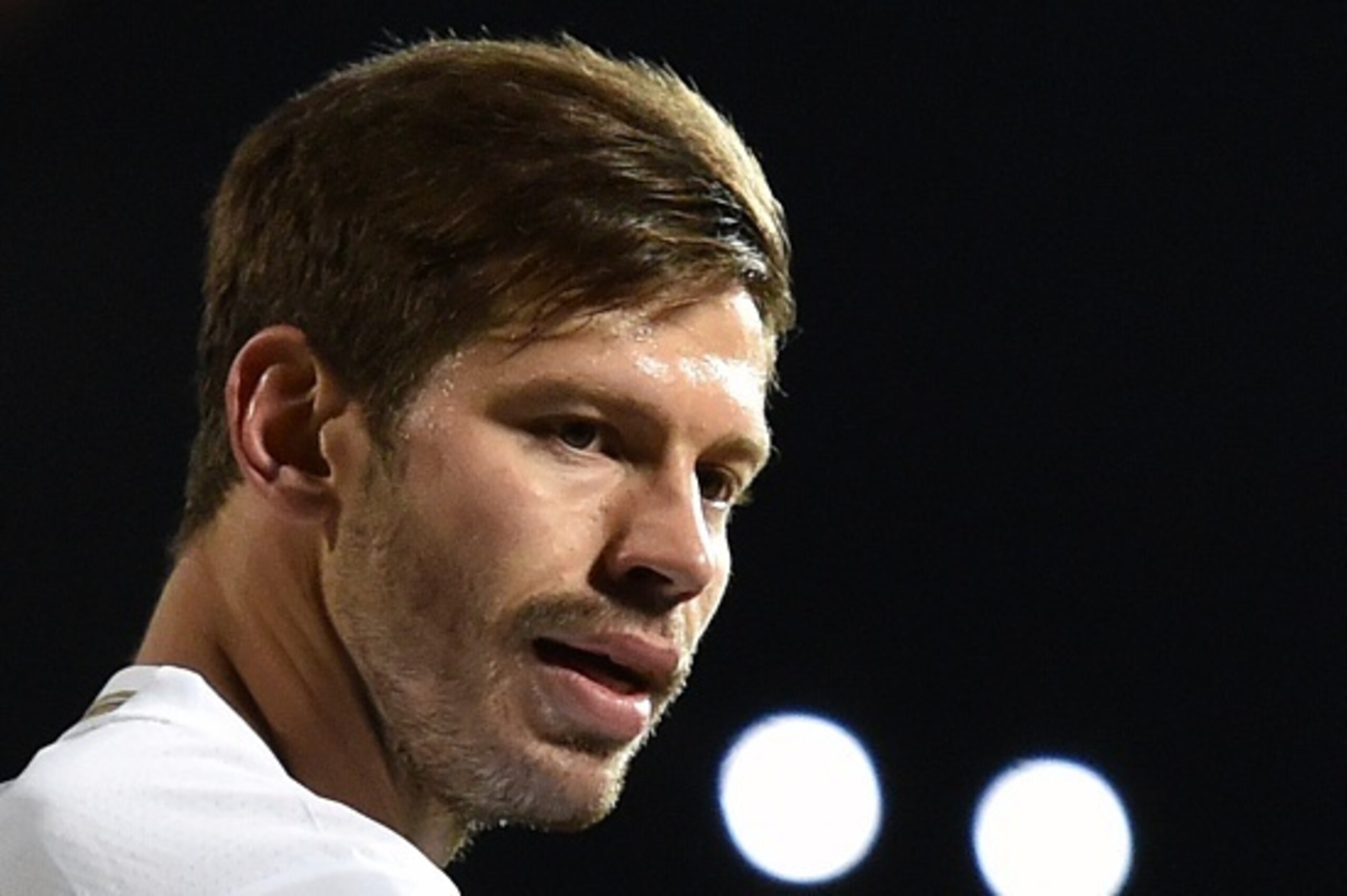 Russia's forward Fedor Smolov looks on during the friendly football match between Russia and Portugal in Krasnodar on November 14, 2015. AFP PHOTO / KIRILL KUDRYAVTSEV        (Photo credit should read KIRILL KUDRYAVTSEV/AFP/Getty Images)