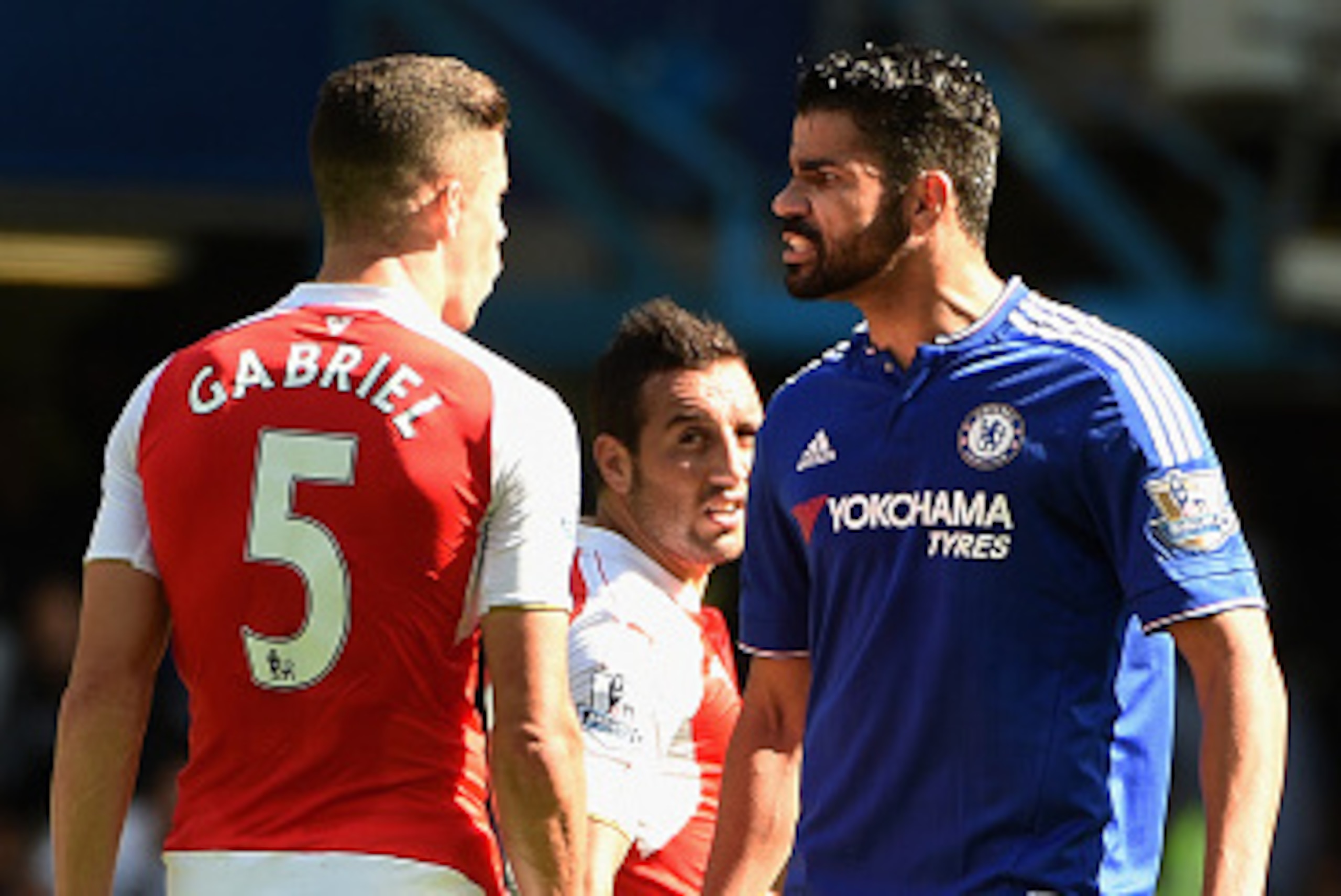 LONDON, ENGLAND - SEPTEMBER 19:  Diego Costa of Chelsea and Gabriel of Arsenal argue during the Barclays Premier League match between Chelsea and Arsenal at Stamford Bridge on September 19, 2015 in London, United Kingdom.  (Photo by Ross Kinnaird/Getty Im
