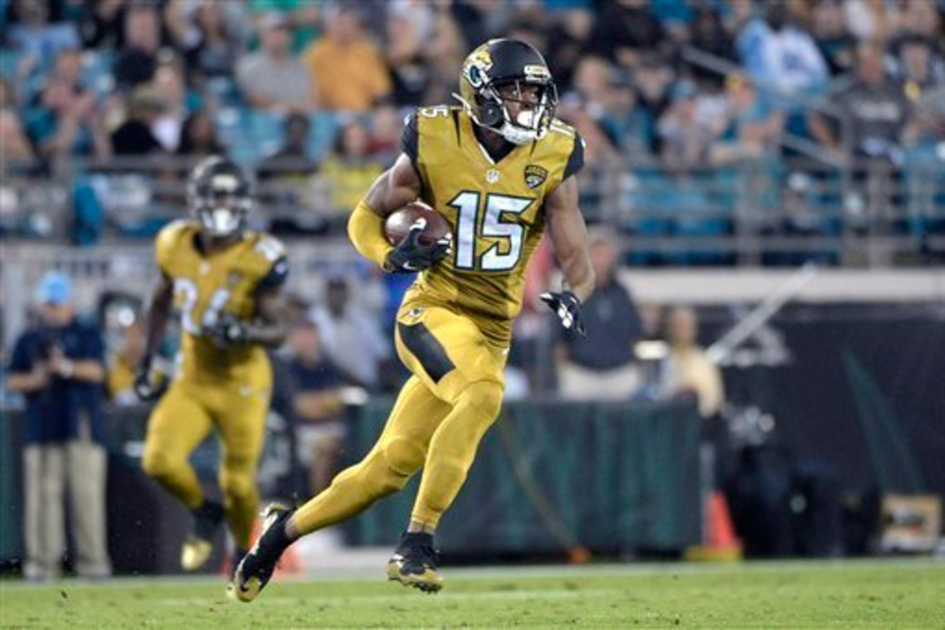 Allen Robinson looks like a top WR1 in Week 12.