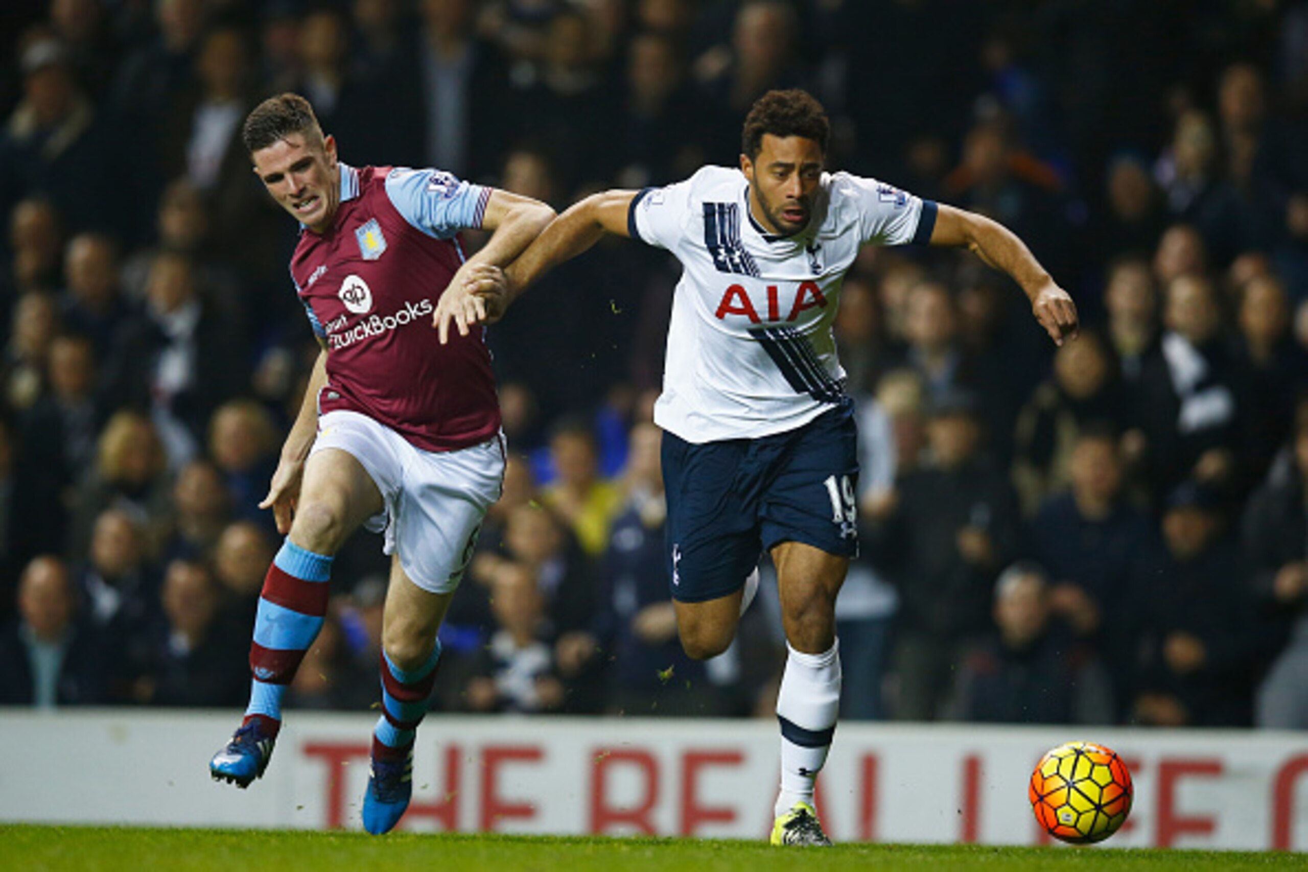 LONDON, ENGLAND - NOVEMBER 02: Mousa Dembele of Tottenham Hotspur holds off Ciaran Clark of Aston Villa as he breaks through to score their first goal during the Barclays Premier League match between Tottenham Hotspur and Aston Villa at White Hart Lane o LONDON, ENGLAND - NOVEMBER 02: Mousa Dembele of Tottenham Hotspur holds off Ciaran Clark of Aston Villa as he breaks through to score their first goal during the Barclays Premier League match between Tottenham Hotspur and Aston Villa at White Hart Lane o