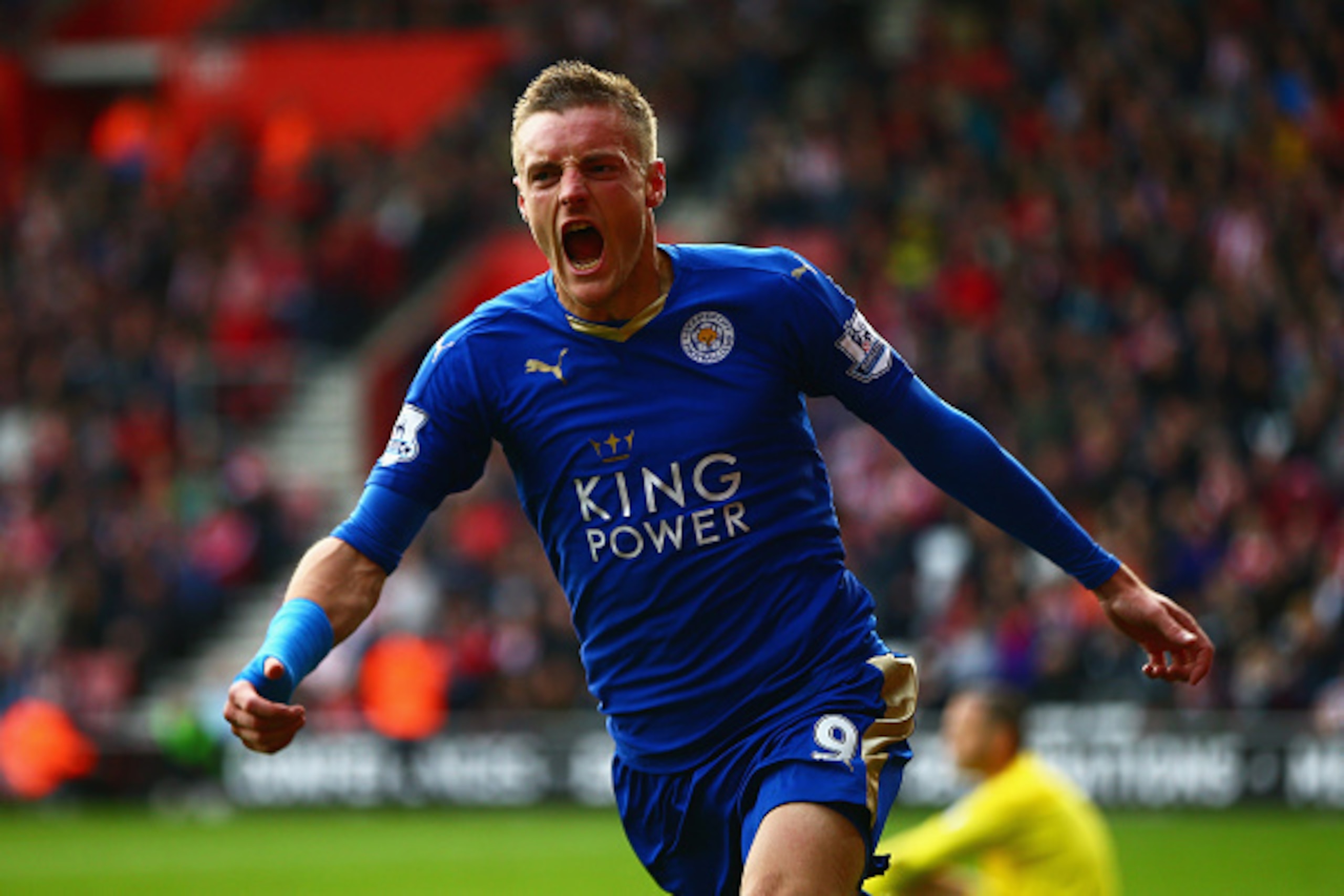 SOUTHAMPTON, ENGLAND - OCTOBER 17: Jamie Vardy of Leicester City celebrates scoring his team's second goal during the Barclays Premier League match between Southampton and Leicester City at St Mary's Stadium on October 17, 2015 in Southampton, England. SOUTHAMPTON, ENGLAND - OCTOBER 17: Jamie Vardy of Leicester City celebrates scoring his team's second goal during the Barclays Premier League match between Southampton and Leicester City at St Mary's Stadium on October 17, 2015 in Southampton, England.