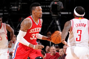 HOUSTON, TX - NOVEMBER 27: Robert Covington #33 of the Philadelphia 76ers handles the ball during the game against the Houston Rockets on on November 27, 2015 at the Toyota Center in Houston, Texas. NOTE TO USER: User expressly acknowledges and agrees tha