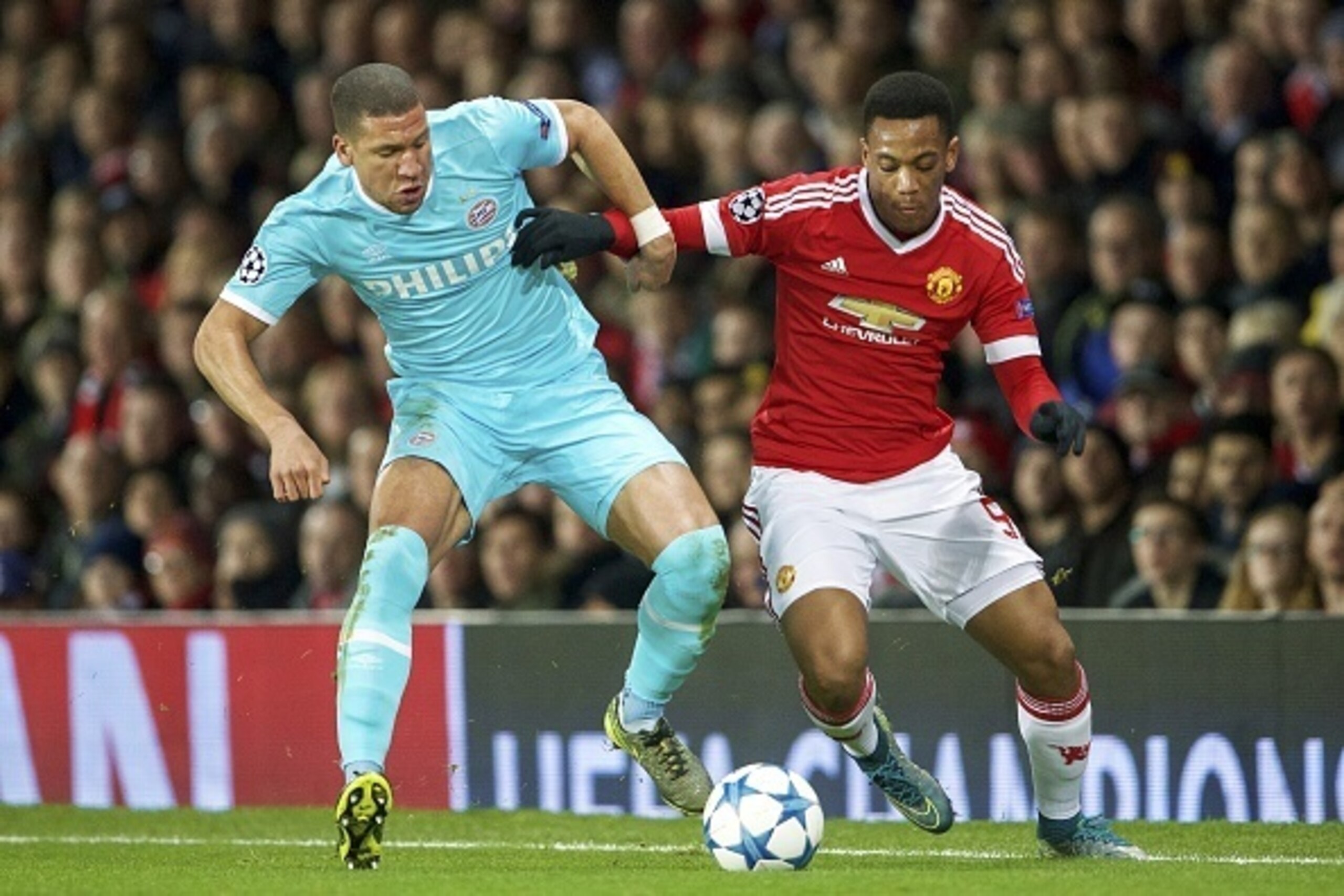 (L-R) Jeffrey Bruma of PSV, Anthony Martial of Manchester United during the UEFA Champions League group B match between Manchester United and  PSV Eindhoven on November 25, 2015 at Old Trafford in Manchester, England(Photo by VI Images via Getty Images)