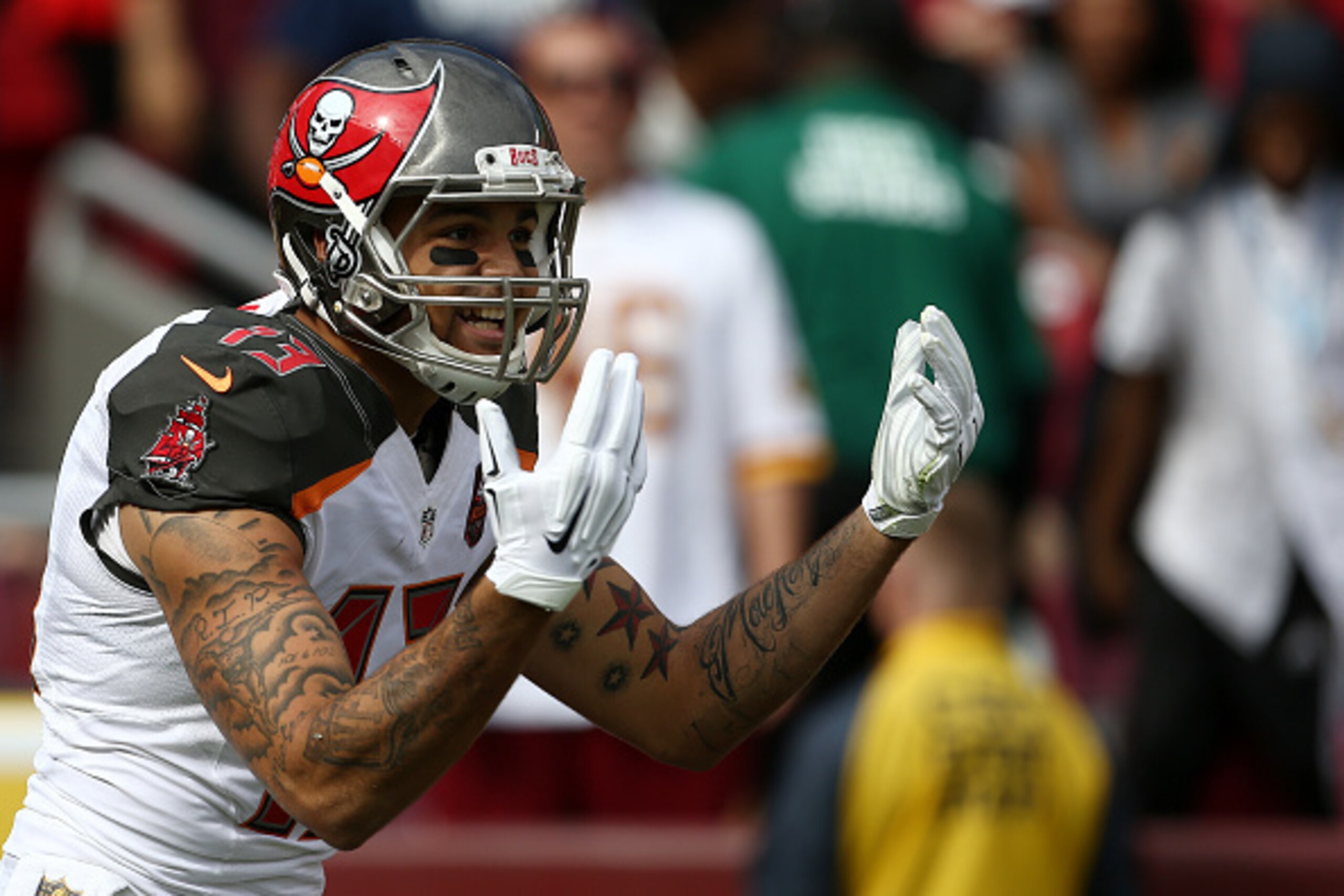 LANDOVER, MD - OCTOBER 25: Wide receiver Mike Evans #13 of the Tampa Bay Buccaneers celebrates after scoring a first quarter touchdown during a game against the Washington Redskins at FedExField on October 25, 2015 in Landover, Maryland. (Photo by Matt Ha