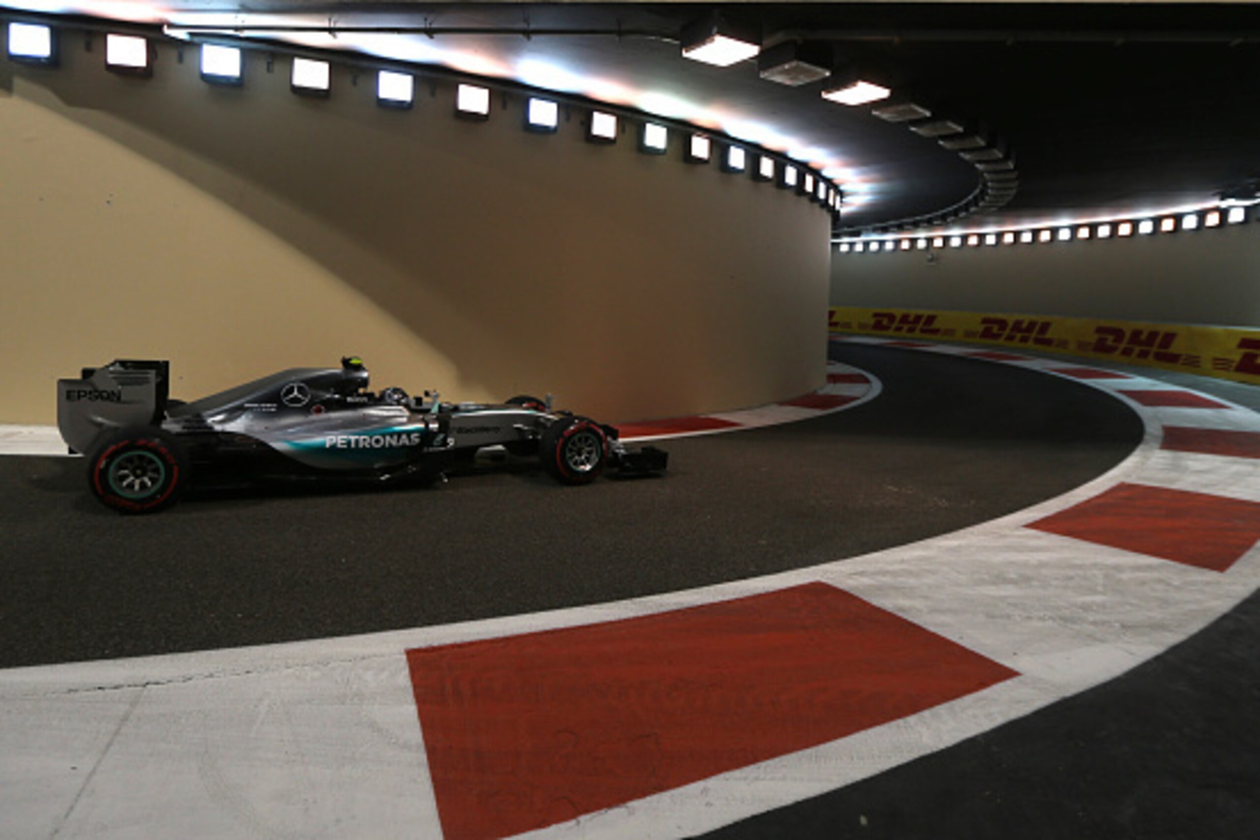 Mercedes AMG Petronas F1 Team's German driver Nico Rosberg  leaves the pits during the qualifying session at the Yas Marina circuit in Abu Dhabi on November 28, 2015 ahead of the Abu Dhabi Formula One Grand Prix.  AFP PHOTO / KARIM SAHIB / AFP / KARIM SAH