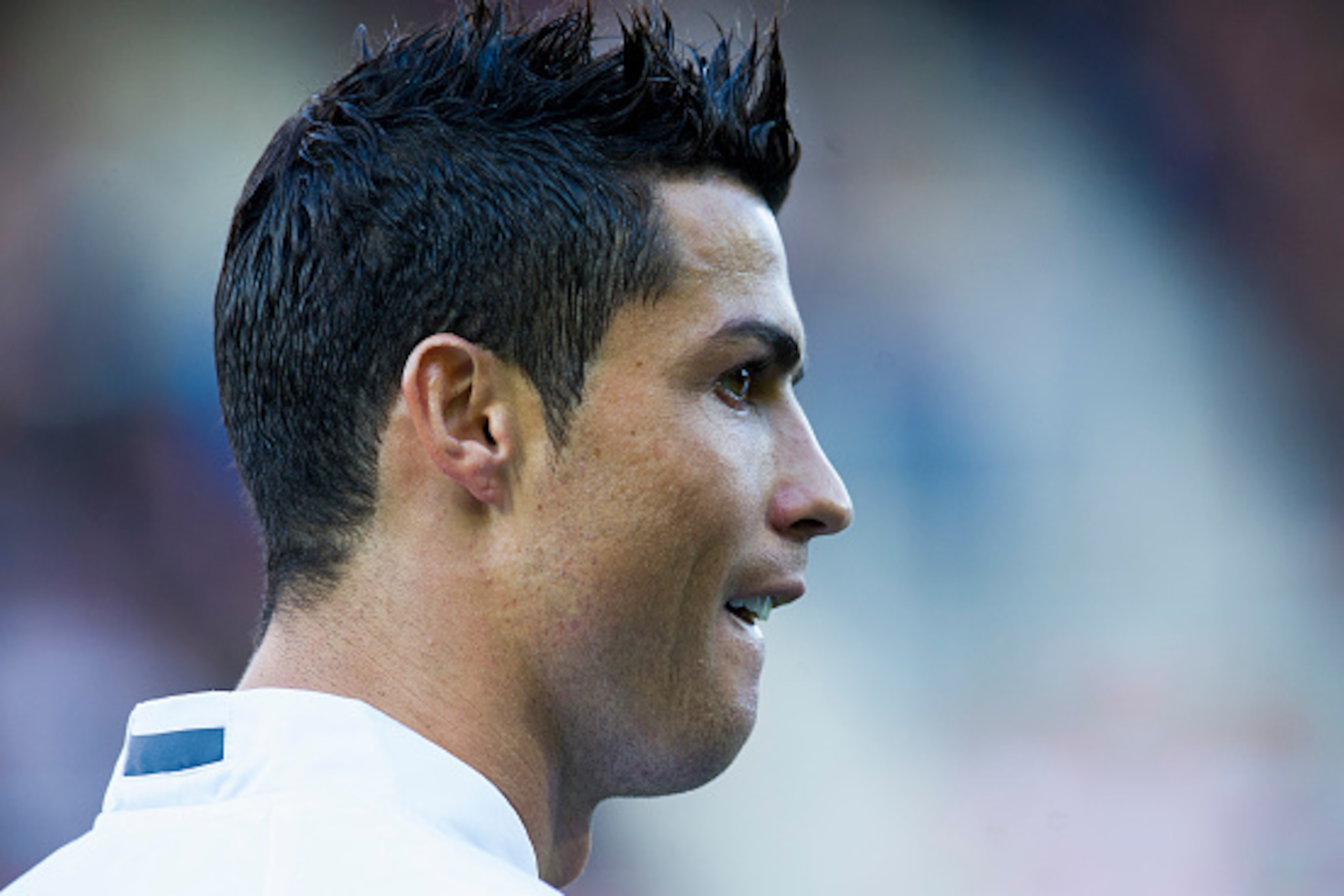 EIBAR, SPAIN - NOVEMBER 29: Cristiano Ronaldo of Real Madrid reacts during the La Liga match between SD Eibar and Real Madrid at Ipurua Municipal Stadium at Ipurua Municipal Stadium on November 29, 2015 in Eibar, Spain. (Photo by Juan Manuel Serrano Arc EIBAR, SPAIN - NOVEMBER 29: Cristiano Ronaldo of Real Madrid reacts during the La Liga match between SD Eibar and Real Madrid at Ipurua Municipal Stadium at Ipurua Municipal Stadium on November 29, 2015 in Eibar, Spain. (Photo by Juan Manuel Serrano Arc