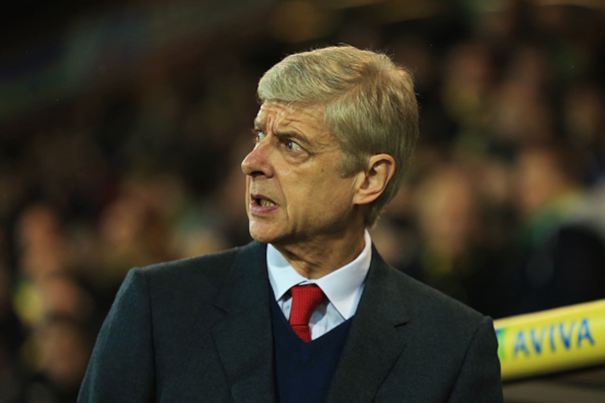 NORWICH, ENGLAND - NOVEMBER 29:  Arsene Wenger manager of Arsenal looks on prior to the Barclays Premier League match between Norwich City and Arsenal at Carrow Road on November 29, 2015 in Norwich, England.  (Photo by Stephen Pond/Getty Images)