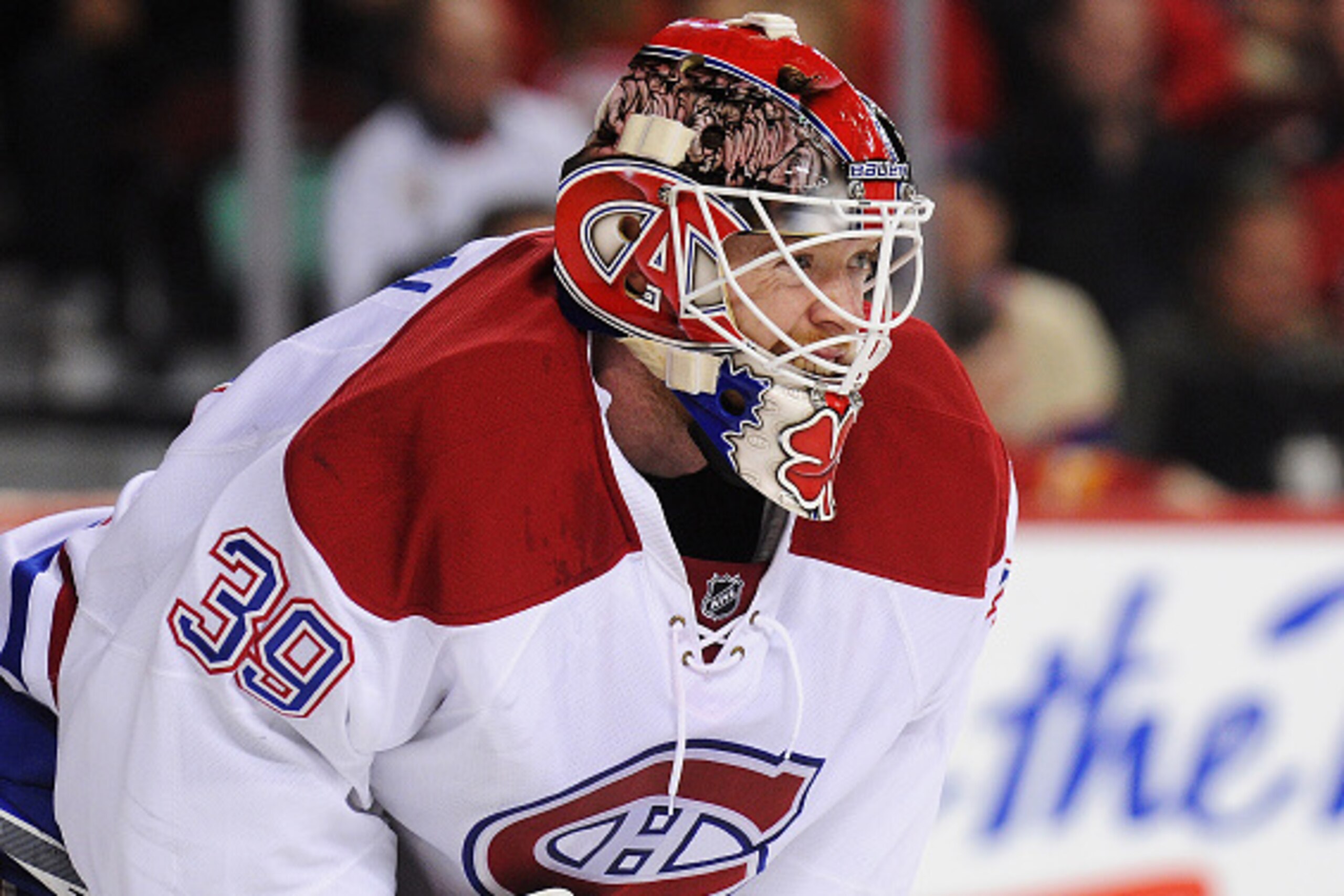 CALGARY, AB - OCTOBER 30: Mike Condon #39 of the Montreal Canadiens skates against the Calgary Flames during an NHL game at Scotiabank Saddledome on October 30, 2015 in Calgary, Alberta, Canada. (Photo by Derek Leung/Getty Images)