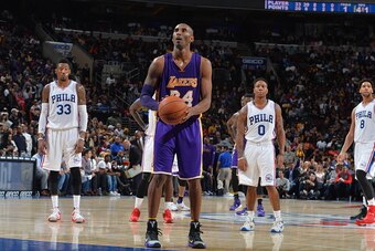 PHILADELPHIA,PA - DECEMBER 1: Kobe Bryant #8 of the Los Angeles Lakers shoots a foul shot against the Philadelphia 76ers at Wells Fargo Center on December 1, 2015 in Philadelphia, Pennsylvania NOTE TO USER: User expressly acknowledges and agrees that, by 