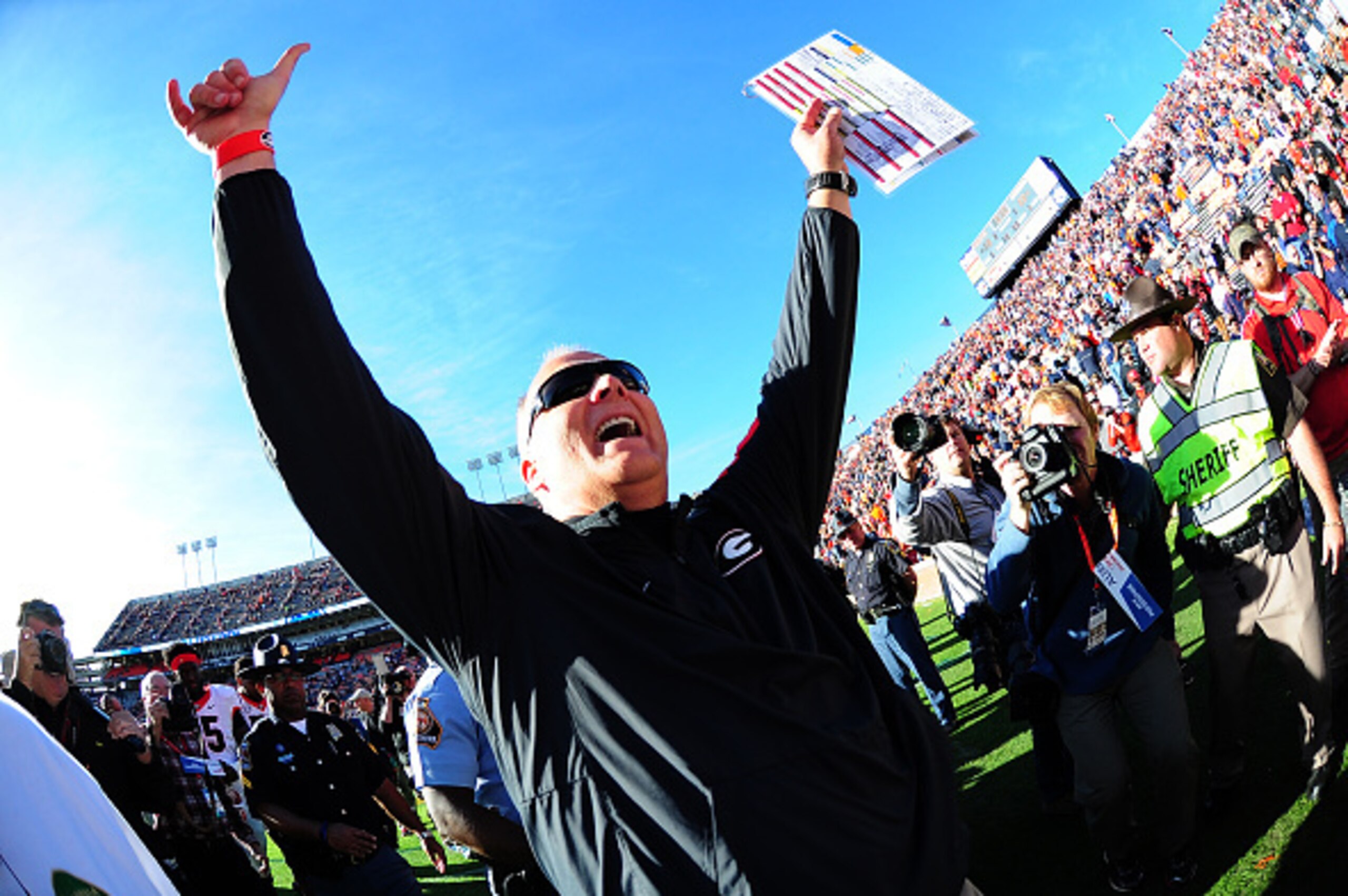 AUBURN, AL - NOVEMBER 14: Head Coach Mark Richt of the Georgia Bulldogs celebrates after the game against the Auburn Tigers on November 14, 2015 at Jordan Hare Stadium in Auburn, Alabama. Photo by Scott Cunningham/Getty Images)