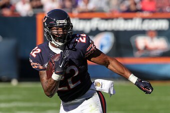 CHICAGO, IL - NOVEMBER 01:   Matt Forte #22 of the Chicago Bears carries the football in the third quarter against the Minnesota Vikings at Soldier Field on November 1, 2015 in Chicago, Illinois.  (Photo by Jonathan Daniel/Getty Images)