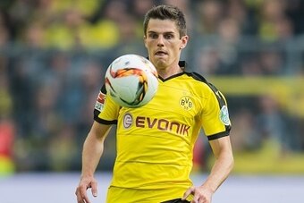 Jonas Hofmann of Borussia Dortmund during the Bundesliga match between Borussia Dortmund and Bayer 04 Leverkusen on September 20, 2015 at the Signal Iduna Park in Dortmund, Germany.(Photo by VI Images via Getty Images)