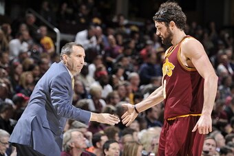CLEVELAND, OH - OCTOBER 30:  Head Coach David Blatt of the Cleveland Cavaliers shakes hands with Kevin Love #0 of the Cleveland Cavaliers during the game against the Miami Heat on October 30, 2015 at Quicken Loans Arena in Cleveland, Ohio. NOTE TO USER: U