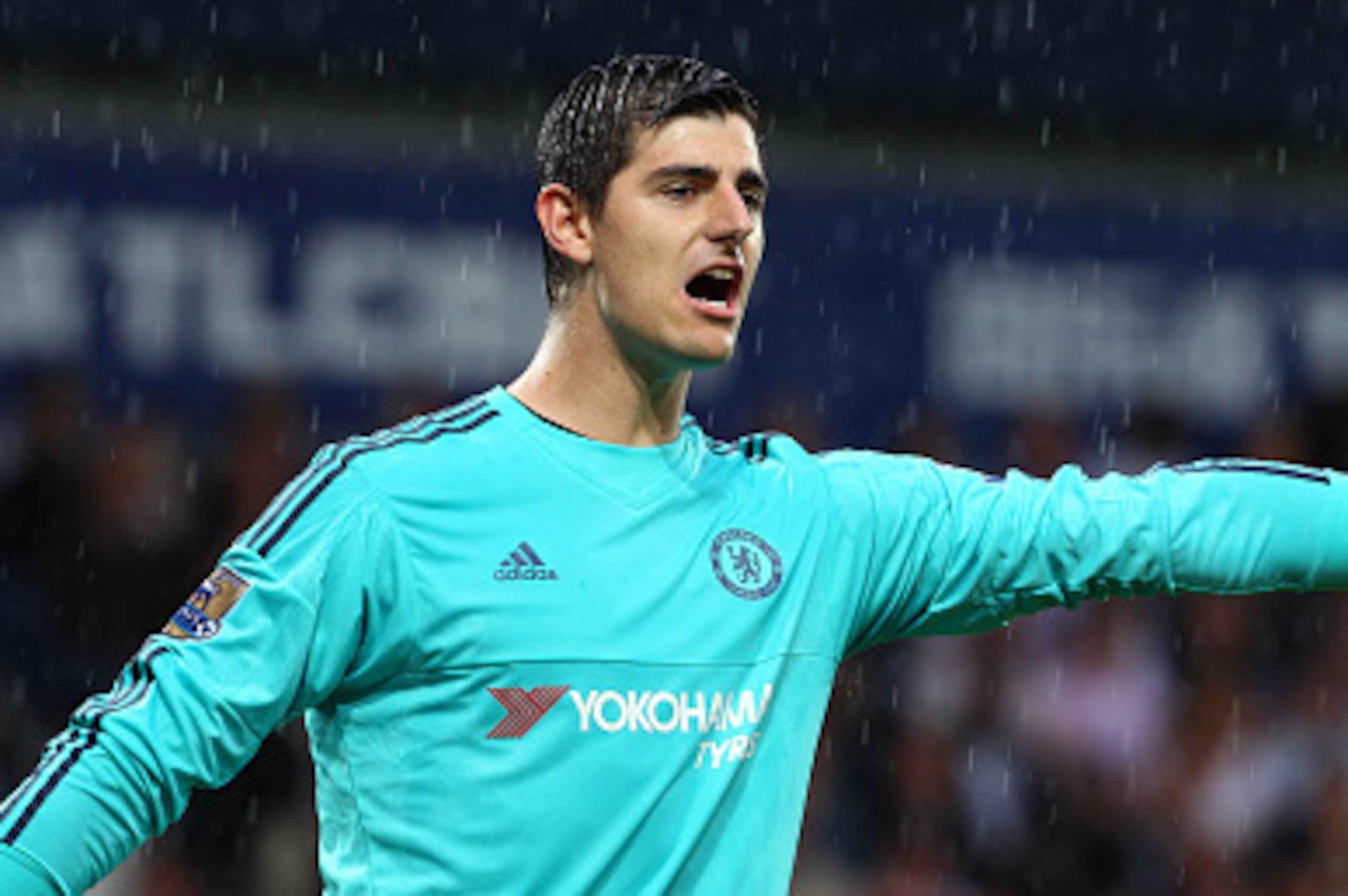 WEST BROMWICH, ENGLAND - AUGUST 23:  Thibaut Courtois of Chelsea during the Barclays Premier League match between West Bromwich Albion and Chelsea on August 23, 2015 in West Bromwich, United Kingdom.  (Photo by Catherine Ivill - AMA/Getty Images)