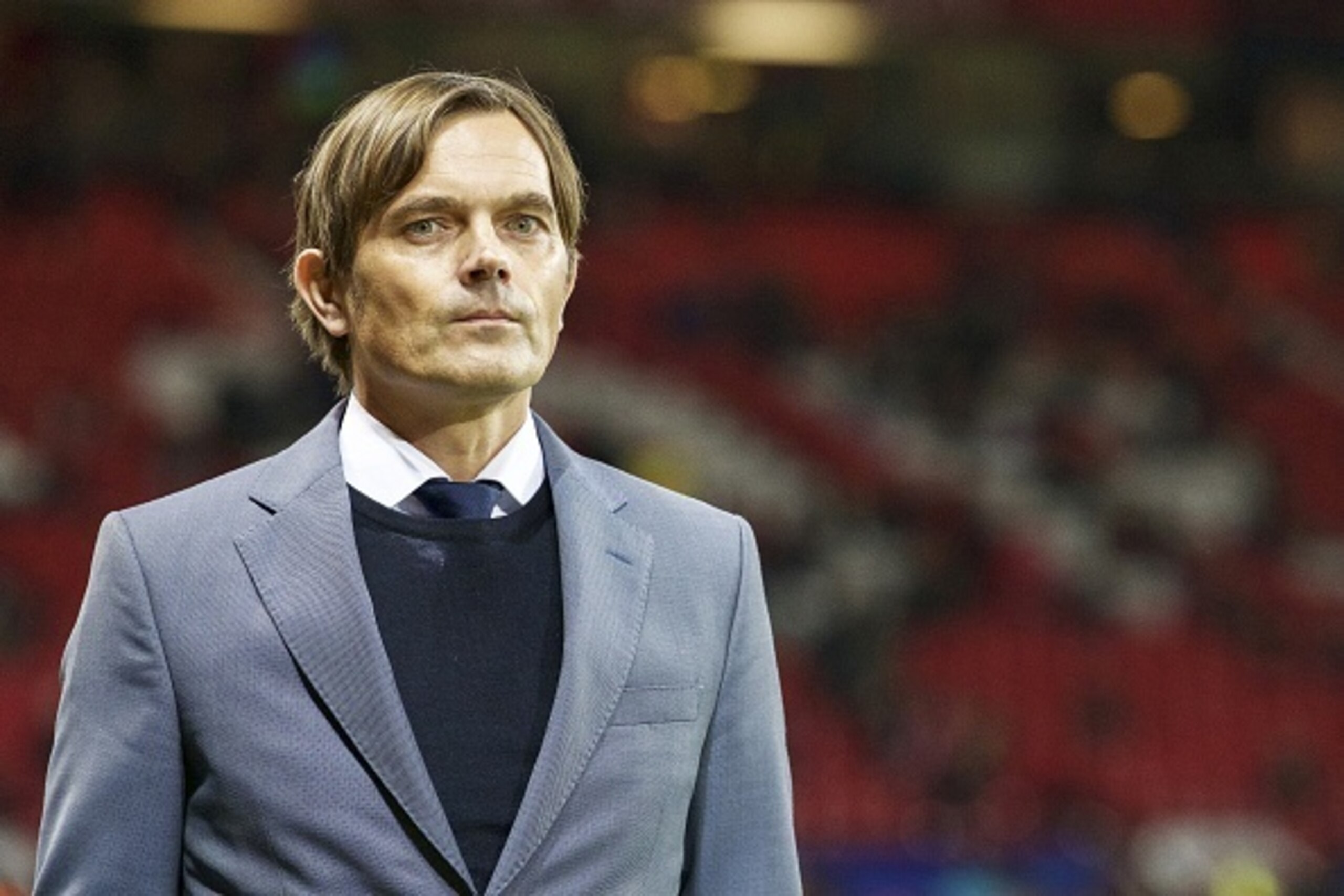 coach Phillip Cocu of PSV during the UEFA Champions League group B match between Manchester United and PSV Eindhoven on November 25, 2015 at Old Trafford in Manchester, England(Photo by VI Images via Getty Images) coach Phillip Cocu of PSV during the UEFA Champions League group B match between Manchester United and PSV Eindhoven on November 25, 2015 at Old Trafford in Manchester, England(Photo by VI Images via Getty Images)