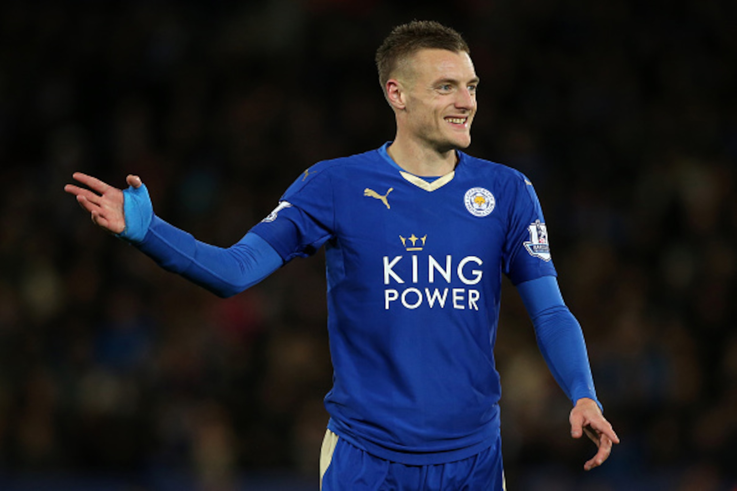LEICESTER, ENGLAND - NOVEMBER 28:  Jamie Vardy of Leicester City during the Barclays Premier League match between Leicester City and Manchester United at The King Power Stadium on November 28, 2015 in Leicester, England.  (Photo by Matthew Ashton - AMA/Ge
