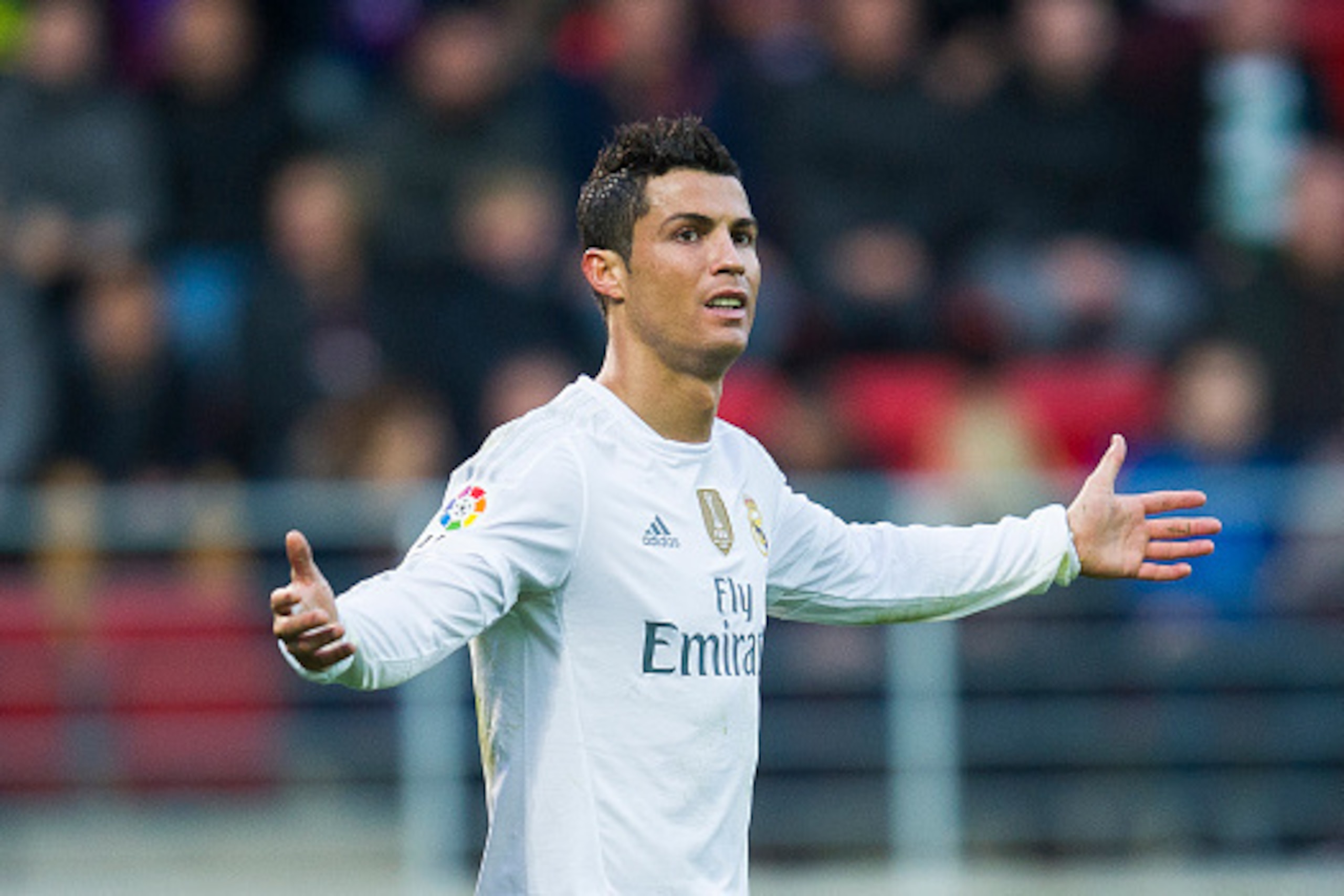EIBAR, SPAIN - NOVEMBER 29:  Cristiano Ronaldo of Real Madrid reacts during the La Liga match between SD Eibar and Real Madrid at Ipurua Municipal Stadium at Ipurua Municipal Stadium on November 29, 2015 in Eibar, Spain.  (Photo by Juan Manuel Serrano Arc