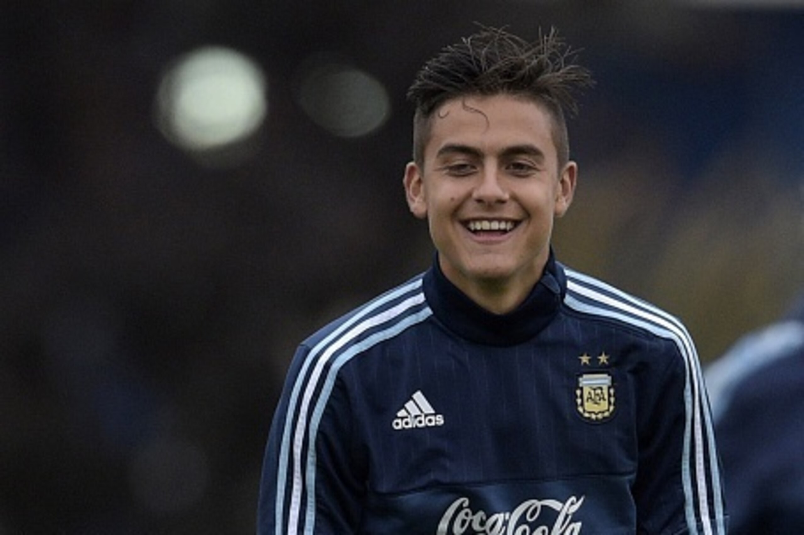 Argentina's forward Paulo Dybala gestures during a training session in Ezeiza, Buenos Aires on November 9, 2015. Argentina will face Brazil in FIFA World Cup Russia 2018 South American qualifier match on November 12. AFP PHOTO / JUAN MABROMATA (Pho Argentina's forward Paulo Dybala gestures during a training session in Ezeiza, Buenos Aires on November 9, 2015. Argentina will face Brazil in FIFA World Cup Russia 2018 South American qualifier match on November 12. AFP PHOTO / JUAN MABROMATA (Pho