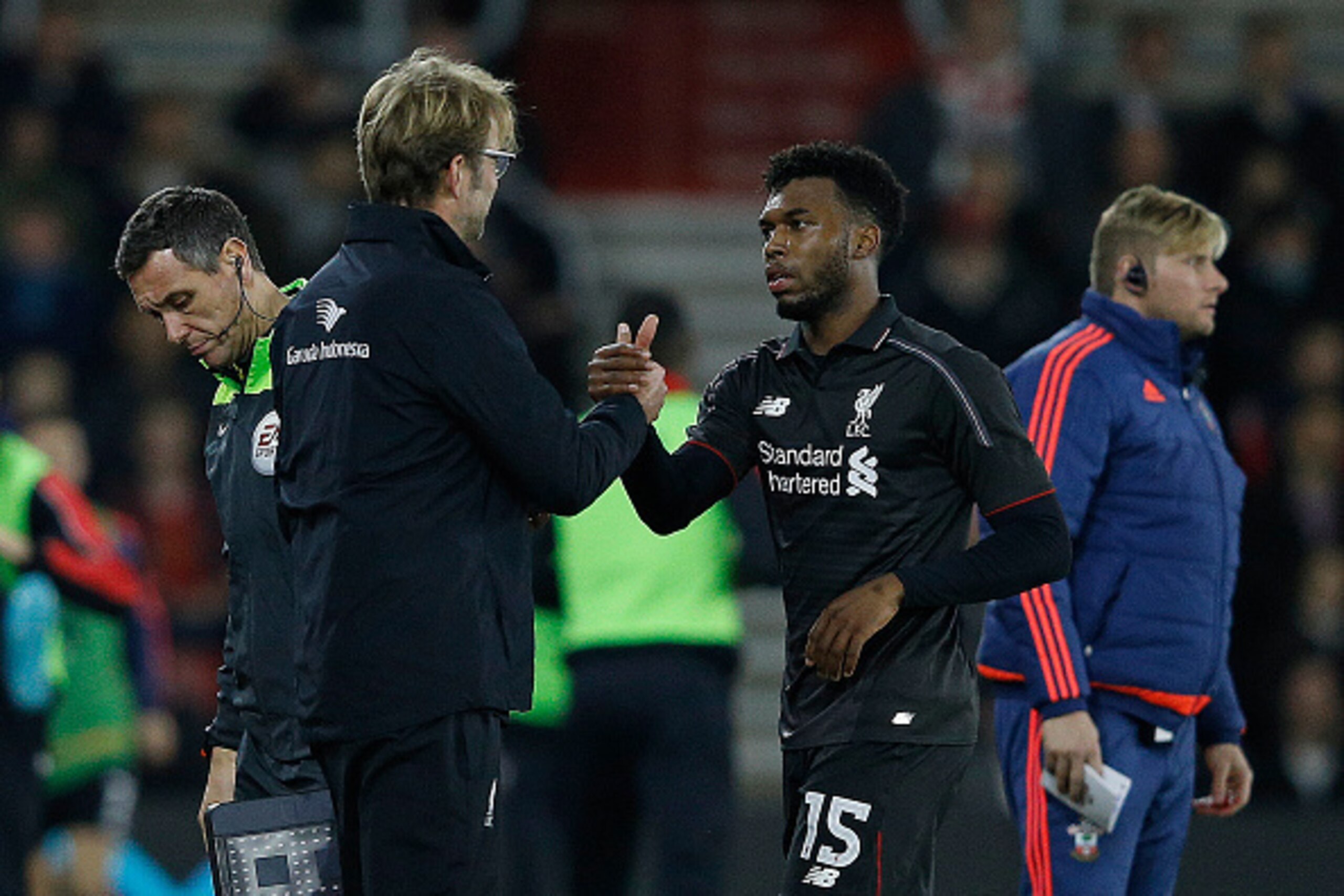 Liverpool's German manager Jurgen Klopp (L) shakes hands with Liverpool's English striker Daniel Sturridge as he leaves the pitch after being substituted during the English League Cup quarter-final football match between Southampton and Liverpool at St Ma Liverpool's German manager Jurgen Klopp (L) shakes hands with Liverpool's English striker Daniel Sturridge as he leaves the pitch after being substituted during the English League Cup quarter-final football match between Southampton and Liverpool at St Ma