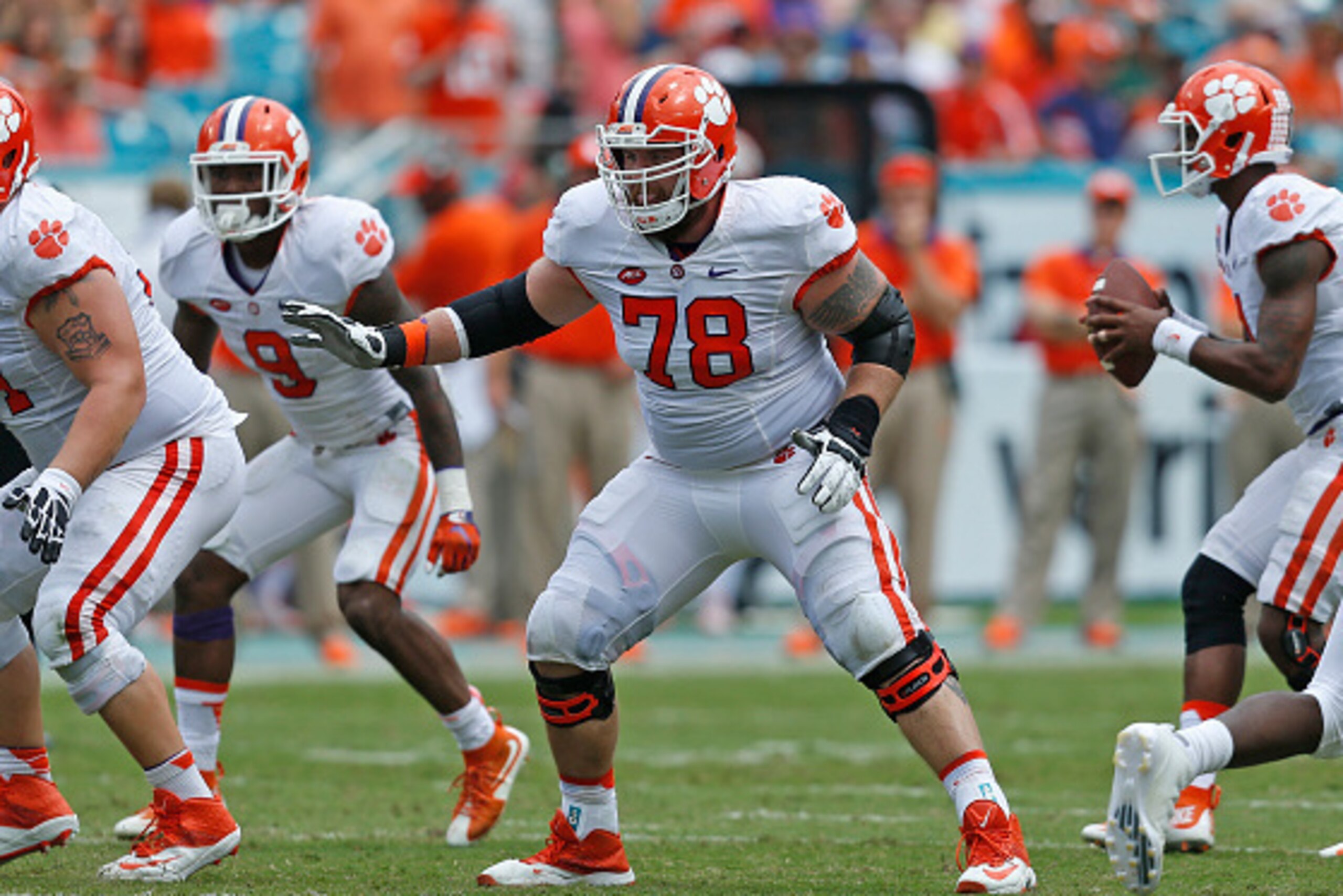 MIAMI GARDENS, FL - OCTOBER 24: Eric Mac Lain #78 of the Clemson Tigers defends the line against the Miami Hurricanes on October 24, 2015 at Sun Life Stadium in Miami Gardens, Florida. Clemson defeated Miami 58-0. (Photo by Joel Auerbach/Getty Images)