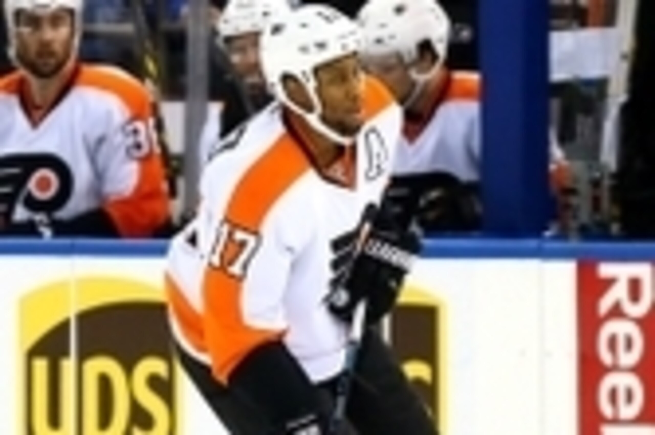 Nov 28, 2015; New York, NY, USA; Philadelphia Flyers right wing Wayne Simmonds skates against the New York Rangers during the third period at Madison Square Garden. The Flyers defeated the Rangers 3-0. Mandatory Credit: Andy Marlin-USA TODAY Sports