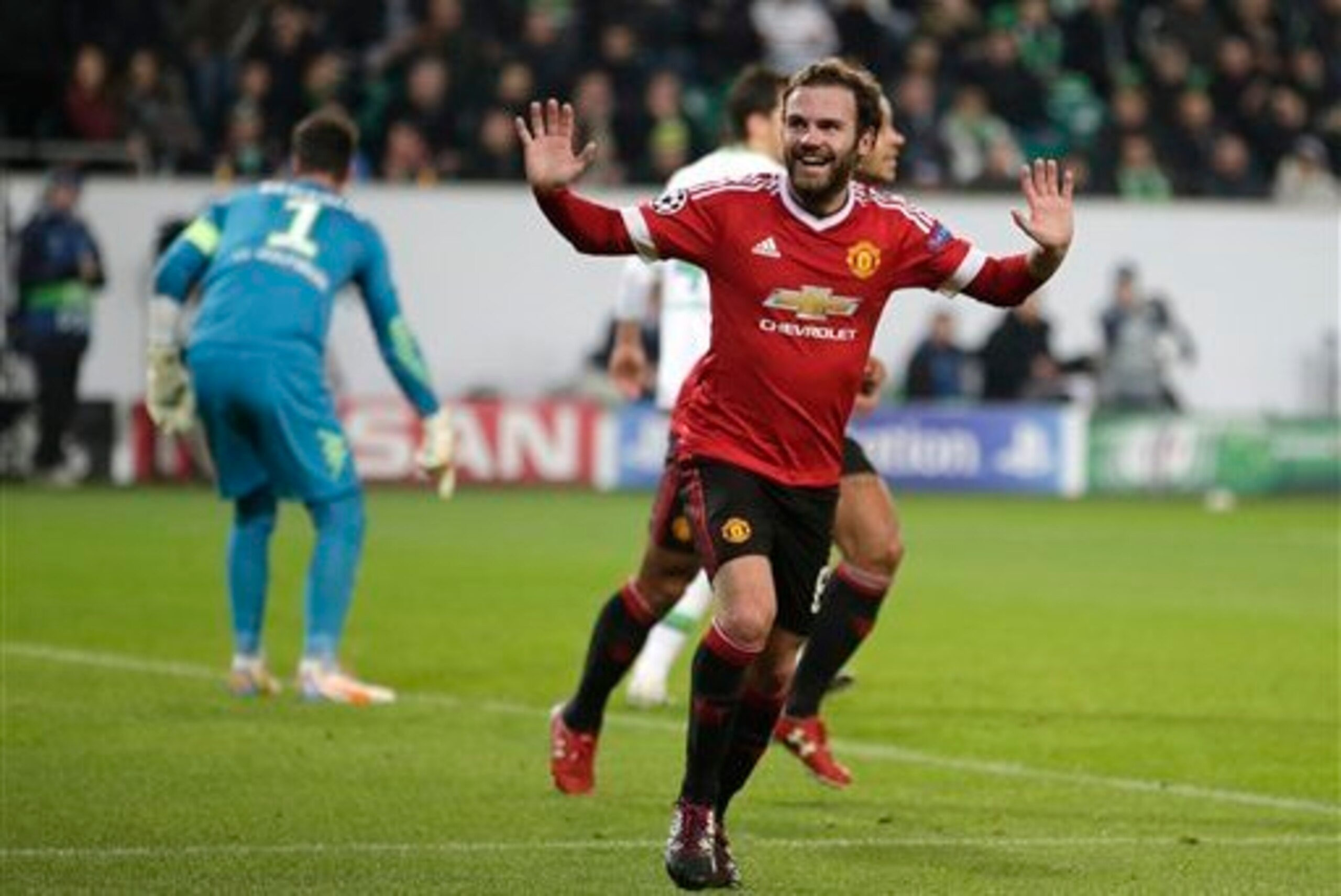 Withdrawing Mata was an odd decision by Van Gaal.