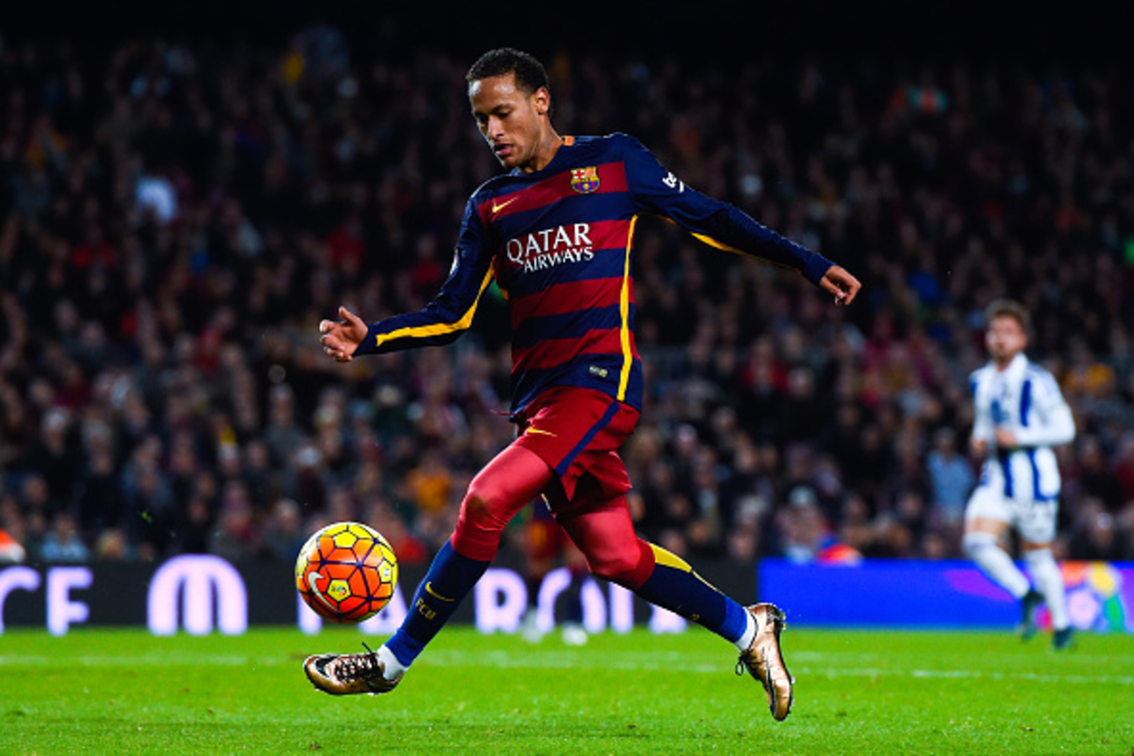 BARCELONA, SPAIN - NOVEMBER 28: Neymar of FC Barcelona runs with the ball during the La Liga match between FC Barcelona and Real Sociedad de Futbol at Camp Nou on November 28, 2015 in Barcelona, Spain. (Photo by David Ramos/Getty Images) BARCELONA, SPAIN - NOVEMBER 28: Neymar of FC Barcelona runs with the ball during the La Liga match between FC Barcelona and Real Sociedad de Futbol at Camp Nou on November 28, 2015 in Barcelona, Spain. (Photo by David Ramos/Getty Images)