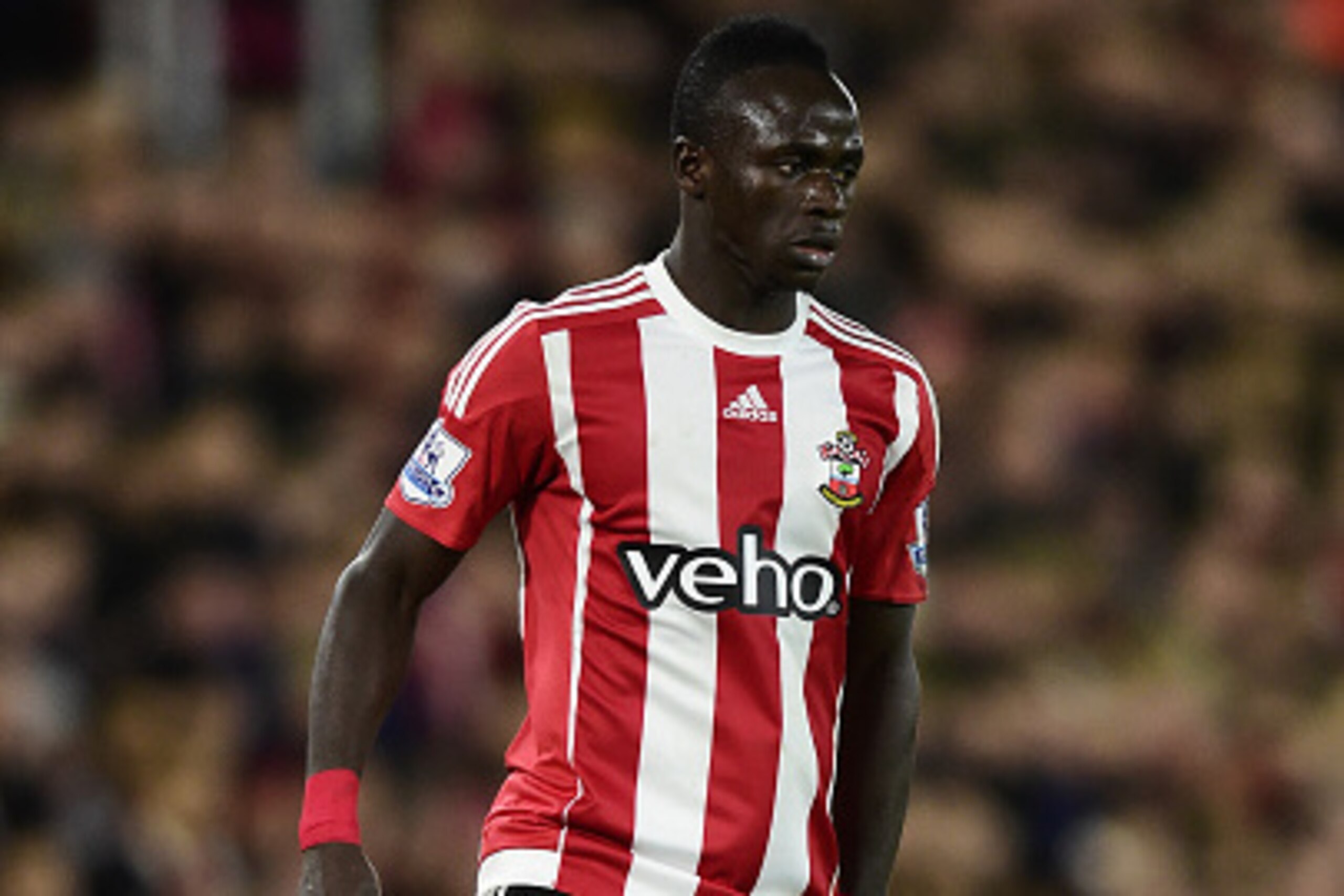 SOUTHAMPTON, ENGLAND - DECEMBER 05:  Sadio Mane of Southampton in action during the Barclays Premier League match between Southampton and Aston Villa at St Mary's Stadium on December 5, 2015 in Southampton, England. (Photo by Alex Broadway/Getty Images)