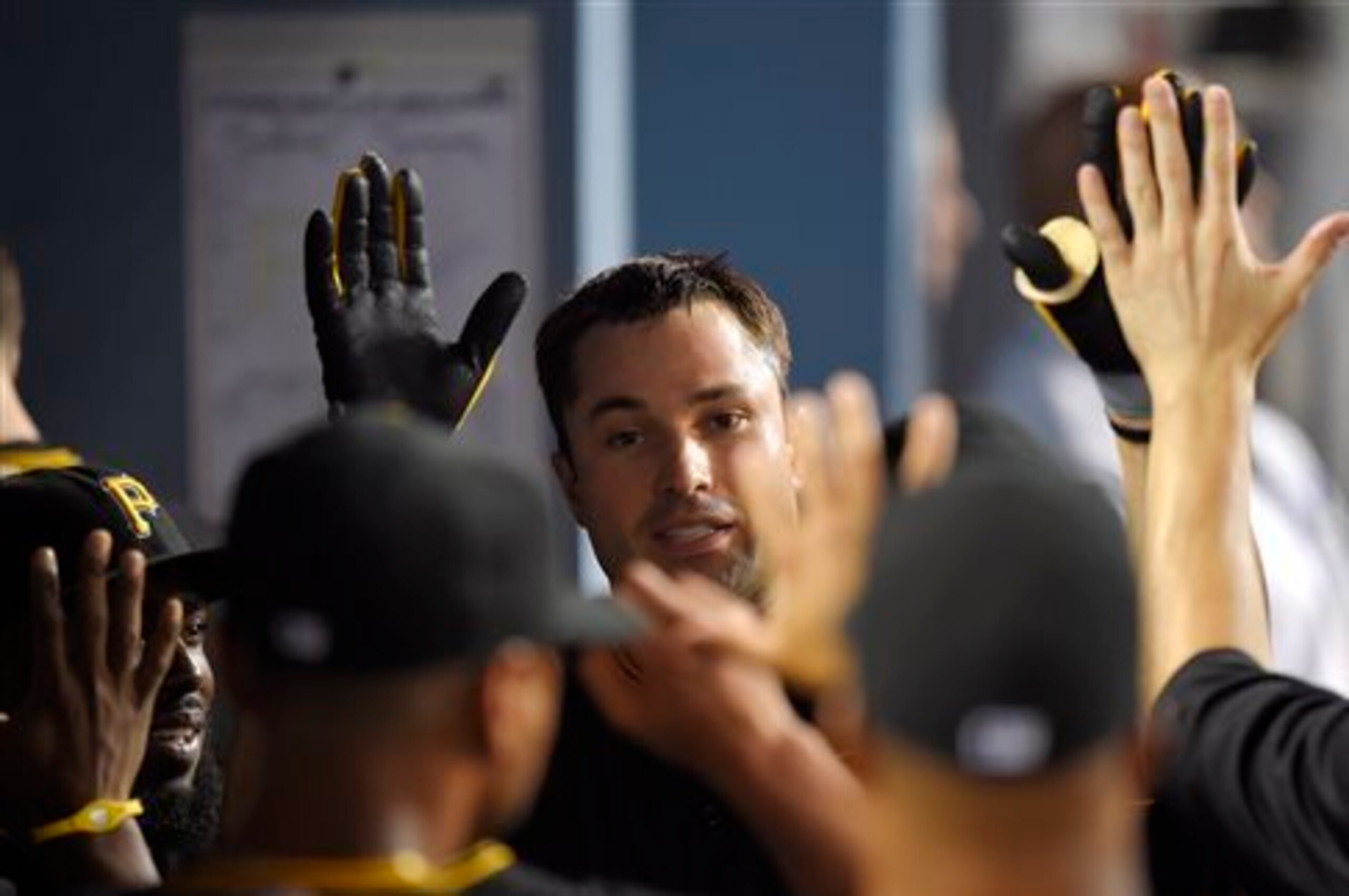 Neil Walker could fit the Mets even better than Ben Zobrist would have.