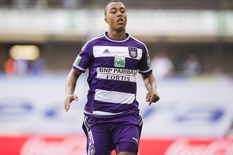Youri Tielemans of RSC Anderlecht during the pre-season friendly match between RSC Anderlecht and SS Lazio Roma on July 19, 2015 at the Constant Vanden Stock stadium in Brussels, Belgium.(Photo by VI Images via Getty Images)