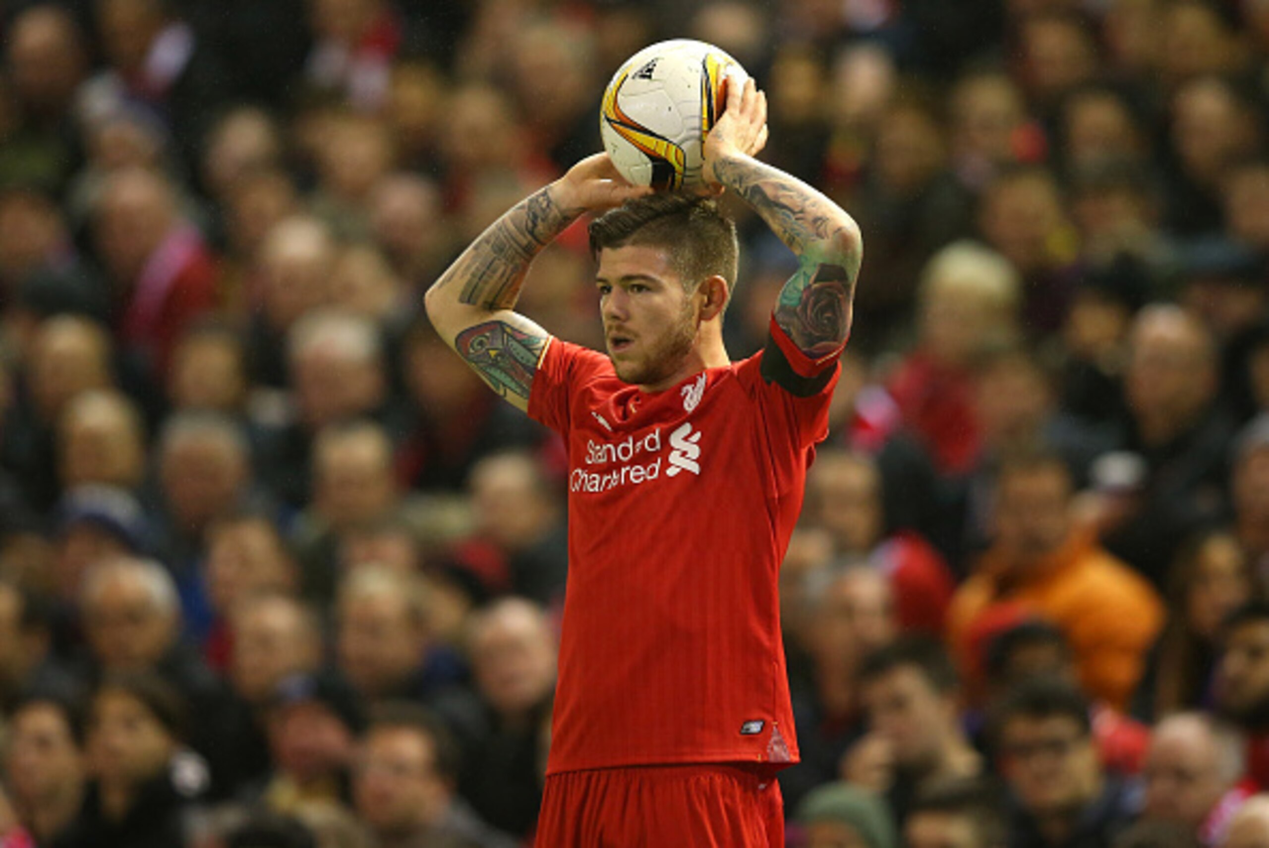 LIVERPOOL, ENGLAND - NOVEMBER 26: Alberto Moreno of Liverpool FC during the UEFA Europa League match between Liverpool FC and FC Girondins de Bordeaux at Anfield on November 26, 2015 in Liverpool, United Kingdom. (Photo by Alex Livesey/Getty Images) LIVERPOOL, ENGLAND - NOVEMBER 26: Alberto Moreno of Liverpool FC during the UEFA Europa League match between Liverpool FC and FC Girondins de Bordeaux at Anfield on November 26, 2015 in Liverpool, United Kingdom. (Photo by Alex Livesey/Getty Images)
