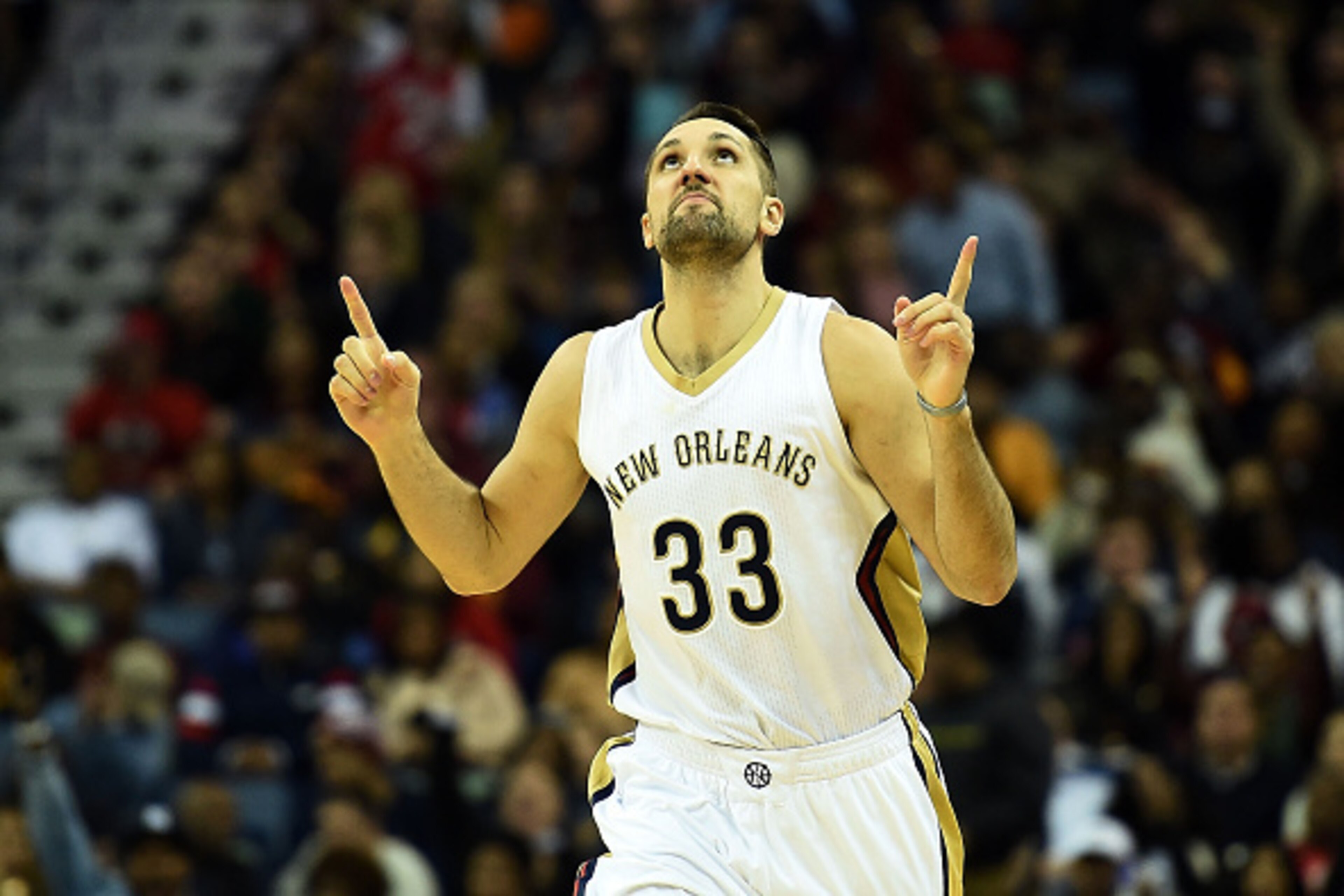 NEW ORLEANS, LA - DECEMBER 04:  Ryan Anderson #33 of the New Orleans Pelicans reacts to a three point shot during the second half of a game against the Cleveland Cavaliers at the Smoothie King Center on December 4, 2015 in New Orleans, Louisiana. NOTE TO 