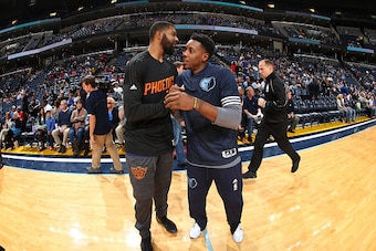 MEMPHIS, TN - DECEMBER 6: Courtney Lee #5 of the Memphis Grizzlies shakes hands with Markieff Morris #11 of the Phoenix Suns before the game on December 6, 2015 at FedExForum in Memphis, Tennessee. NOTE TO USER: User expressly acknowledges and agrees that
