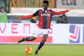 BOLOGNA, ITALY - OCTOBER 27:  Amadou Diawara # 21 of Bologna FC in action during the Serie A match between Bologna FC and FC Internazionale Milano at Stadio Renato Dall'Ara on October 27, 2015 in Bologna, Italy.  (Photo by Mario Carlini / Iguana Press/Get