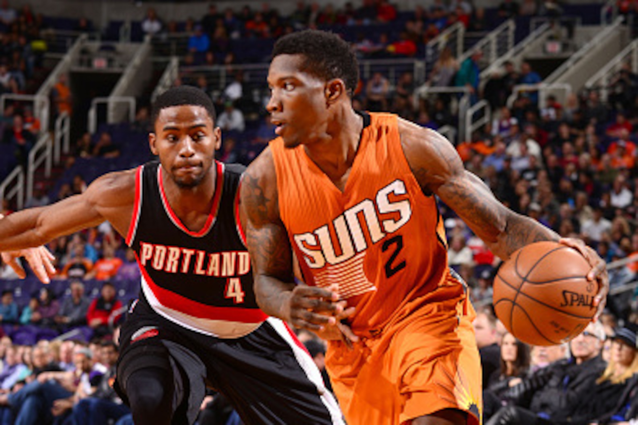 PHOENIX, AZ - DECEMBER 11: Eric Bledsoe #2 of the Phoenix Suns handles the ball during the game against the Portland Trail Blazers on December 11, 2015 at U.S. Airways Center in Phoenix, Arizona. NOTE TO USER: User expressly acknowledges and agrees that, 