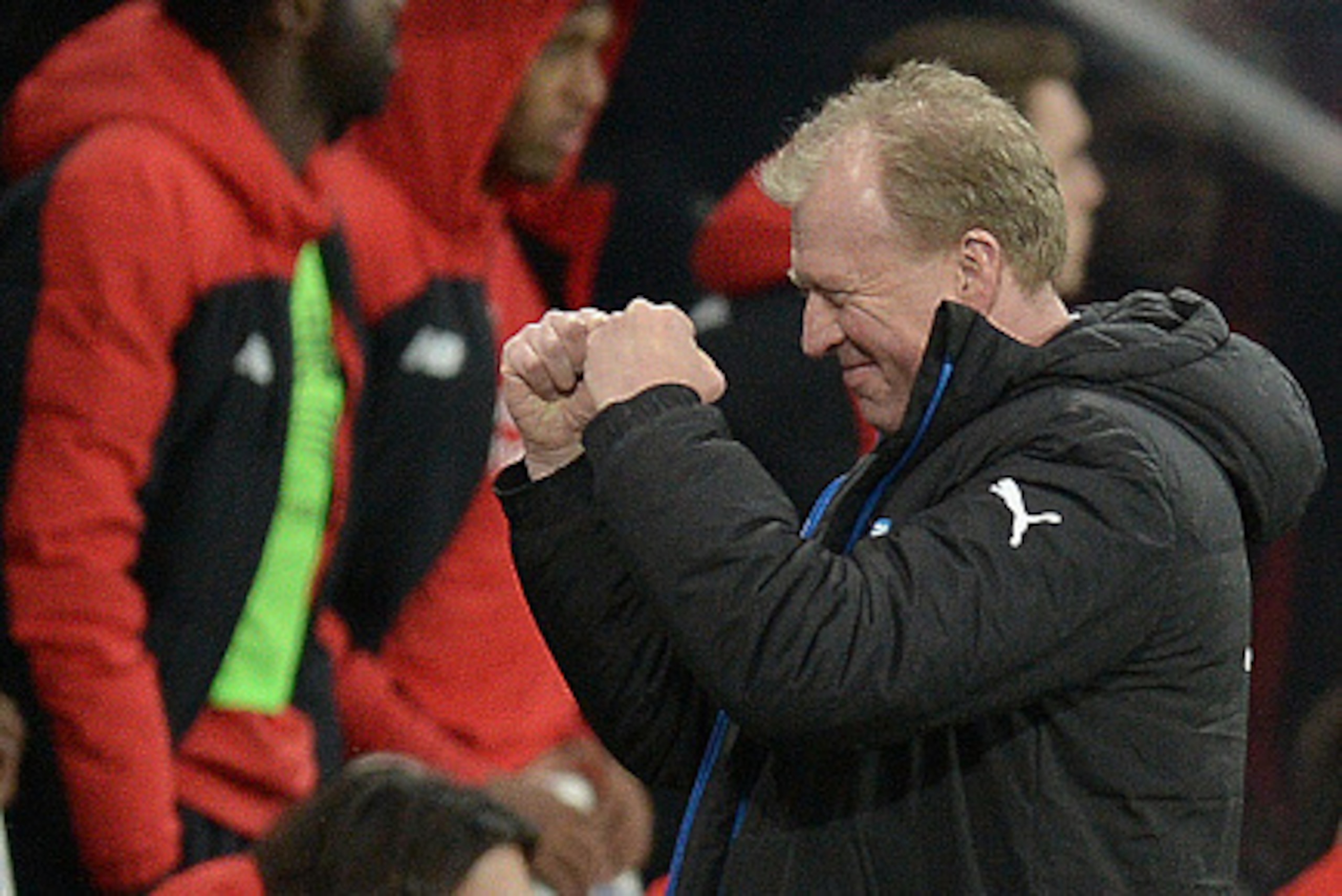 Newcastle United's English head coach Steve McClaren reacts after Newcastle United's Dutch midfielder Georginio Wijnaldum scored the team's second goal during the English Premier League football match between Newcastle United and Liverpool at St James' Pa Newcastle United's English head coach Steve McClaren reacts after Newcastle United's Dutch midfielder Georginio Wijnaldum scored the team's second goal during the English Premier League football match between Newcastle United and Liverpool at St James' Pa